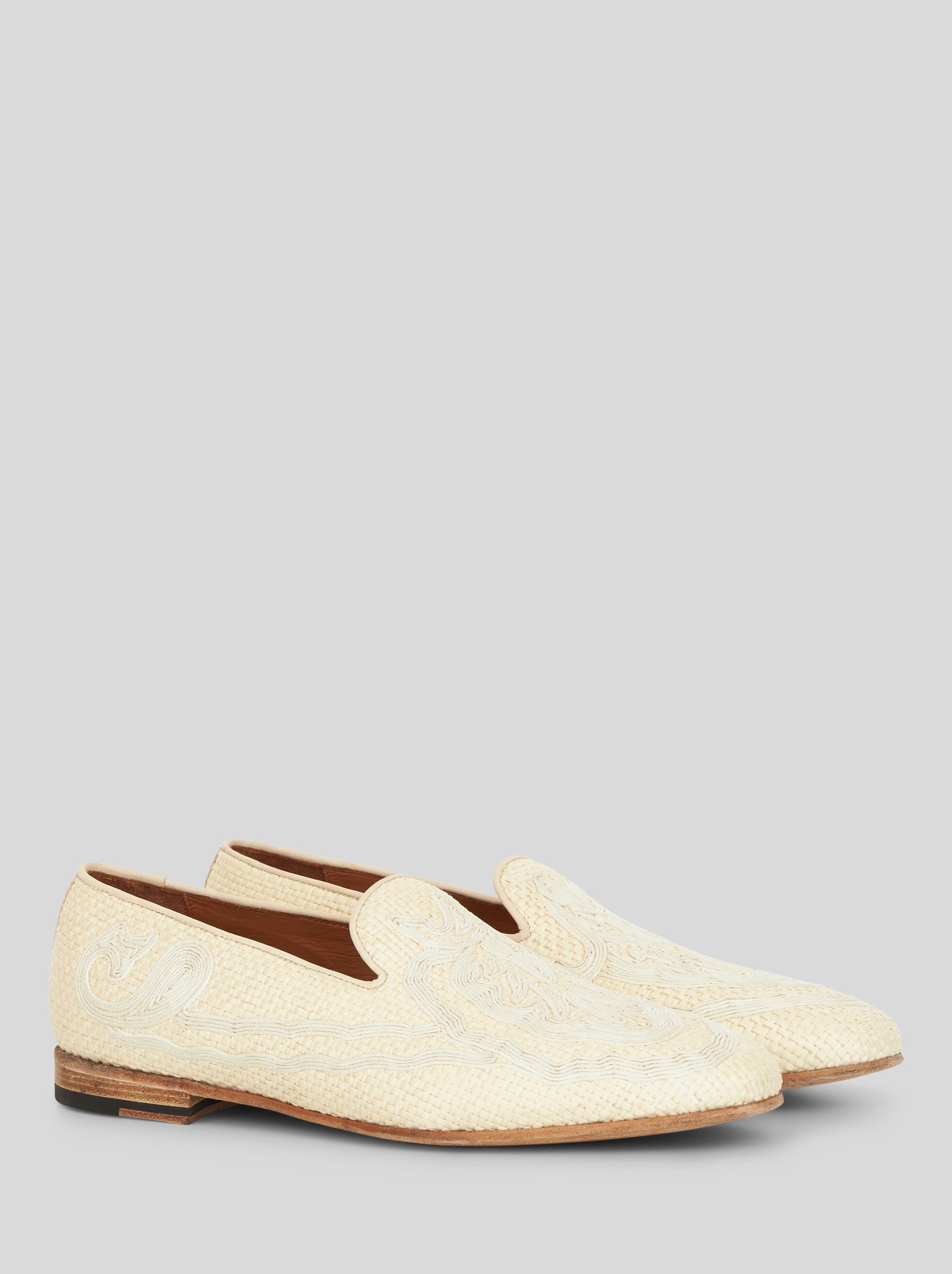 SLIP-ON WITH RAFFIA EMBROIDERY - 3
