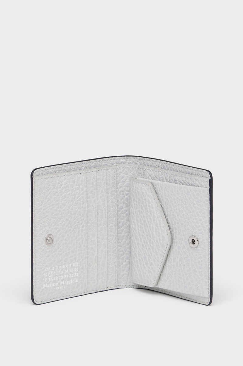 Four Stitches Wallet Clip 2