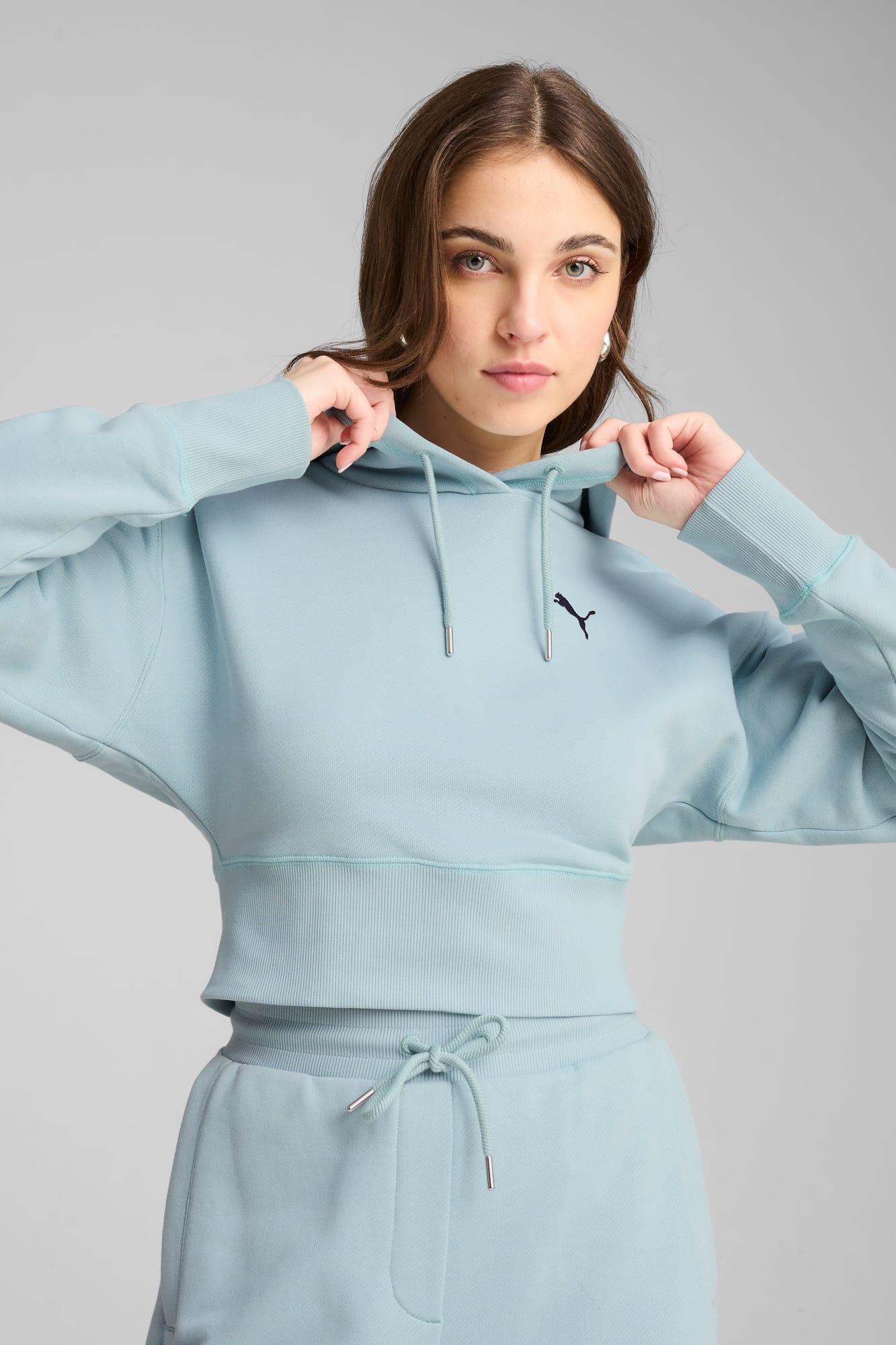 Premium Essentials Women's Relaxed Graphic Hoodie - 3