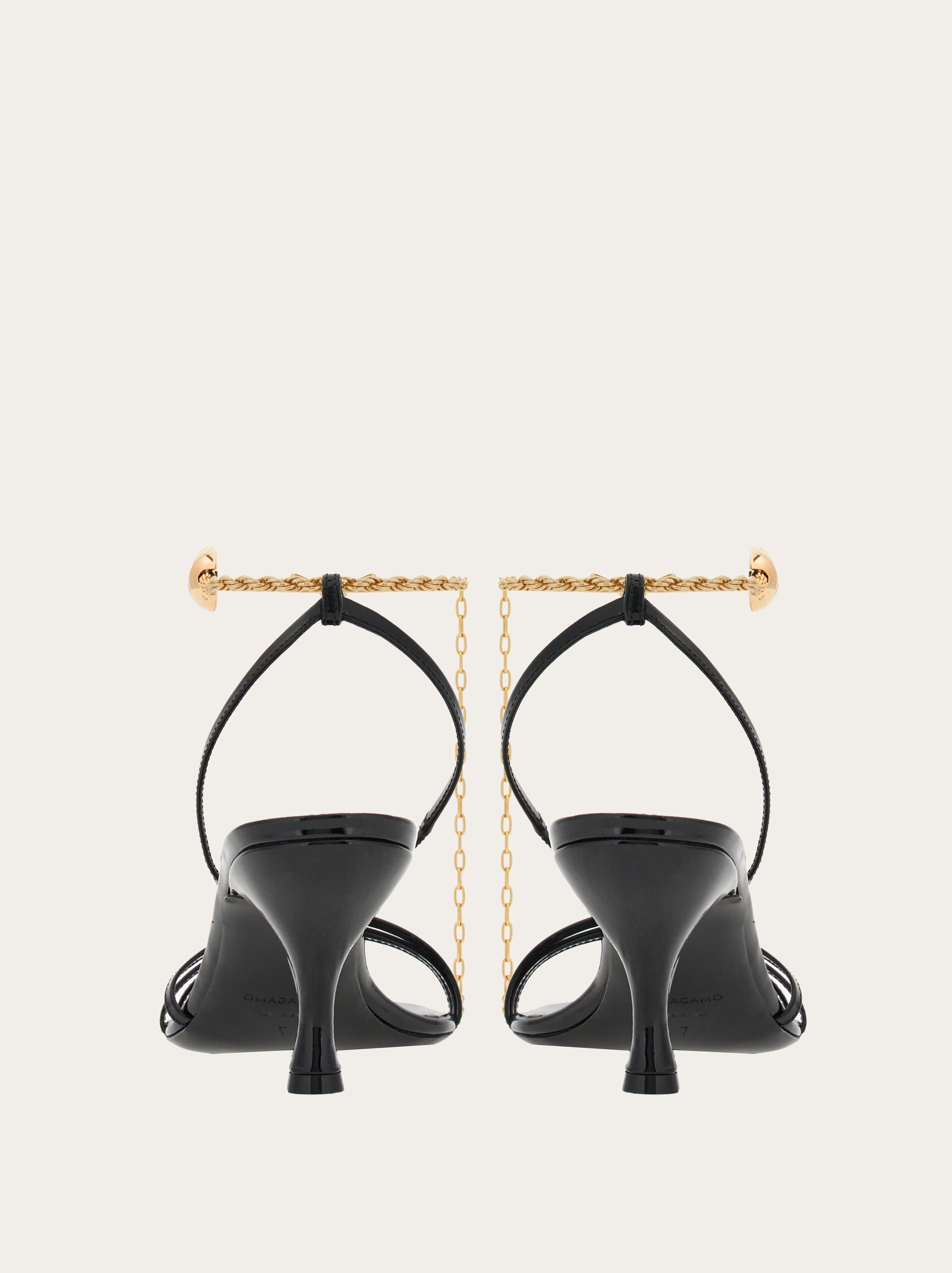 Sandal with ankle chain - 4