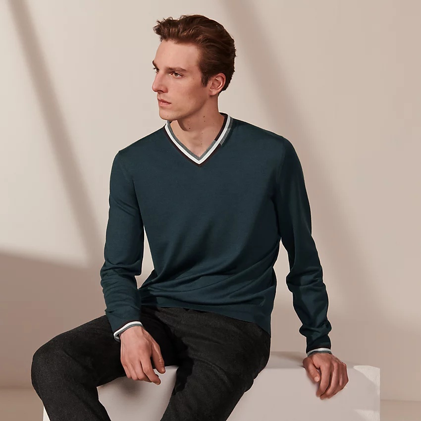 "Rayures interrompues" V-neck sweater - 1