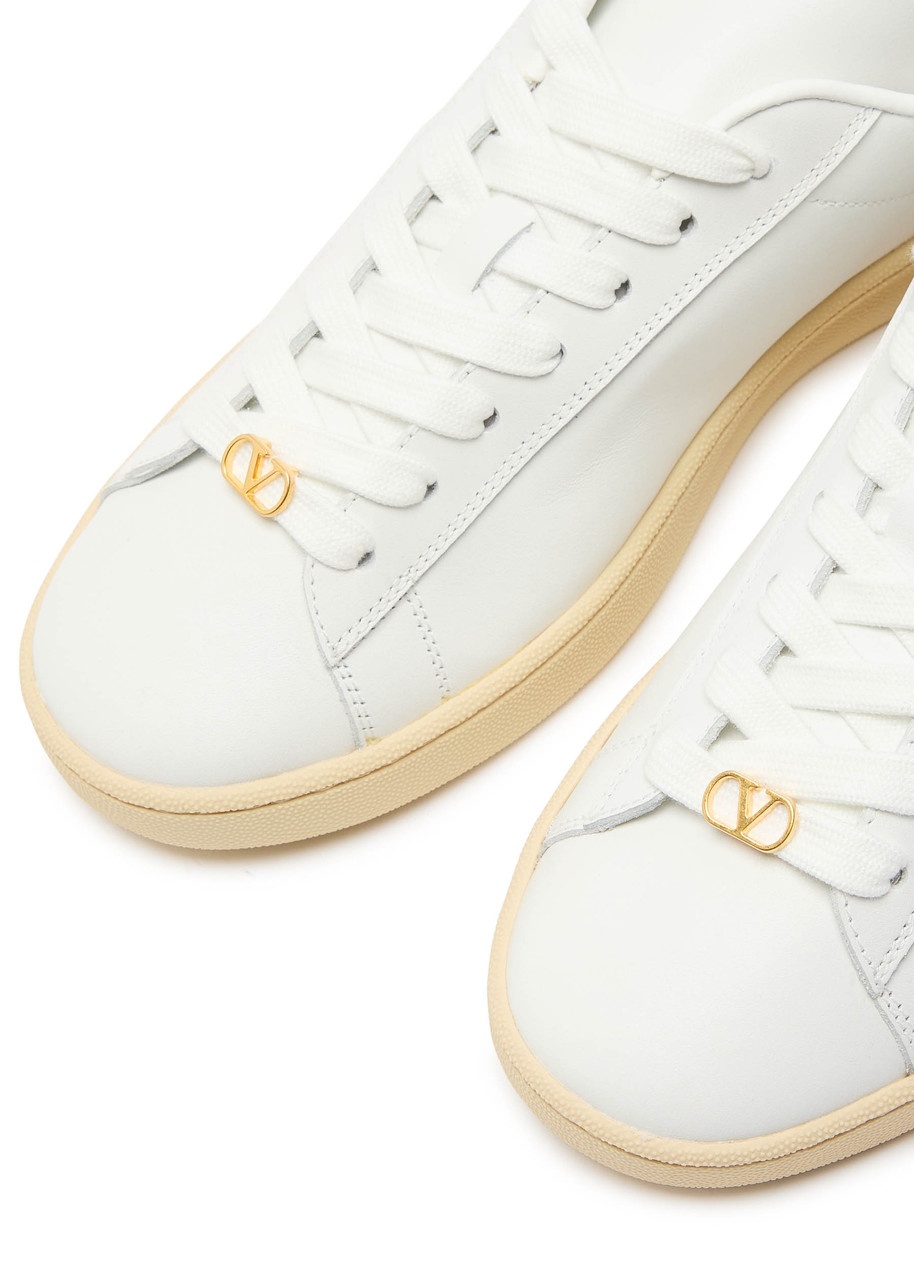 Valentino Garavani Royco Leather Sneakers - 3