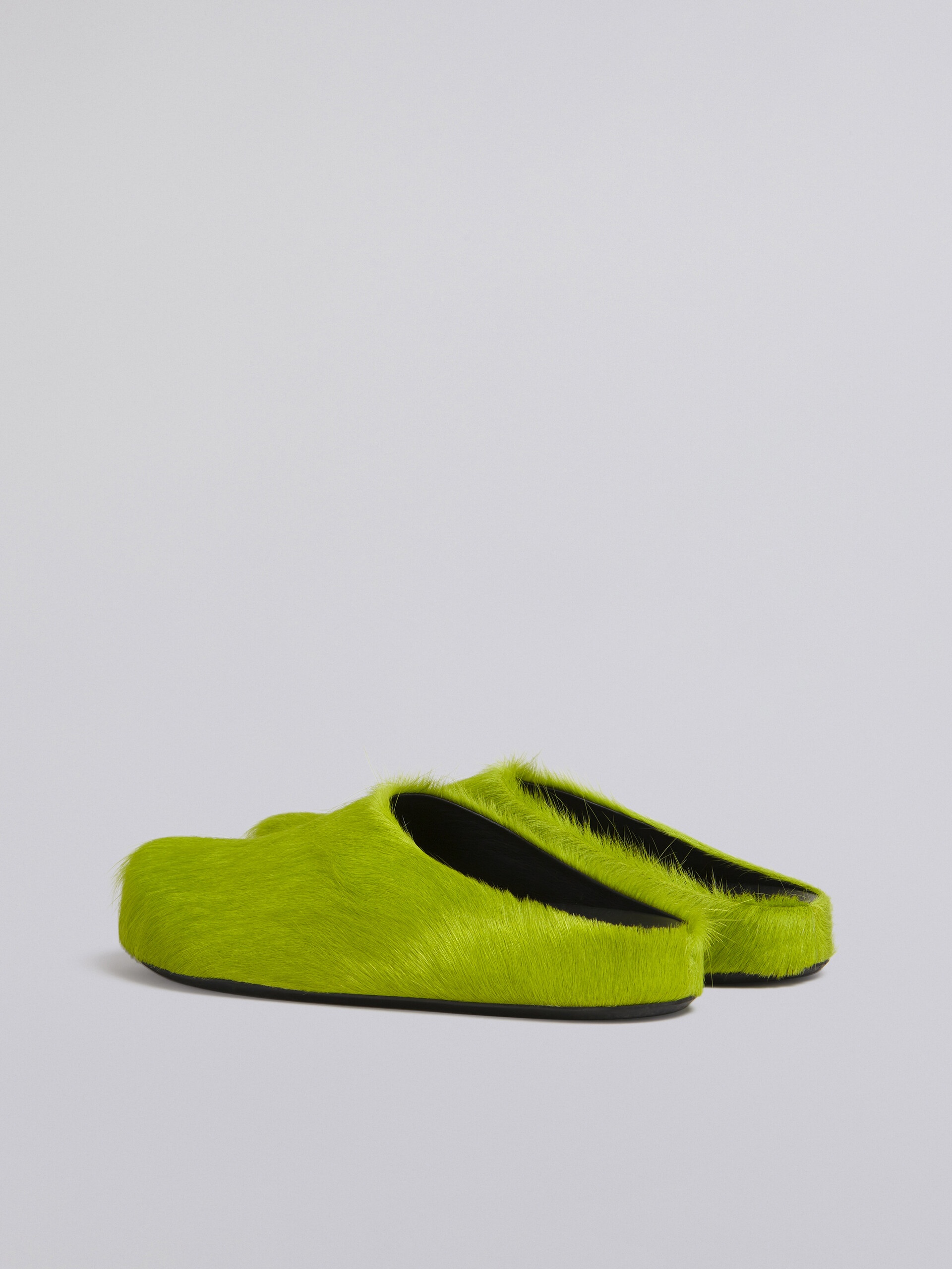 GREEN LONG HAIR CALFSKIN FUSSBETT SABOT - 3