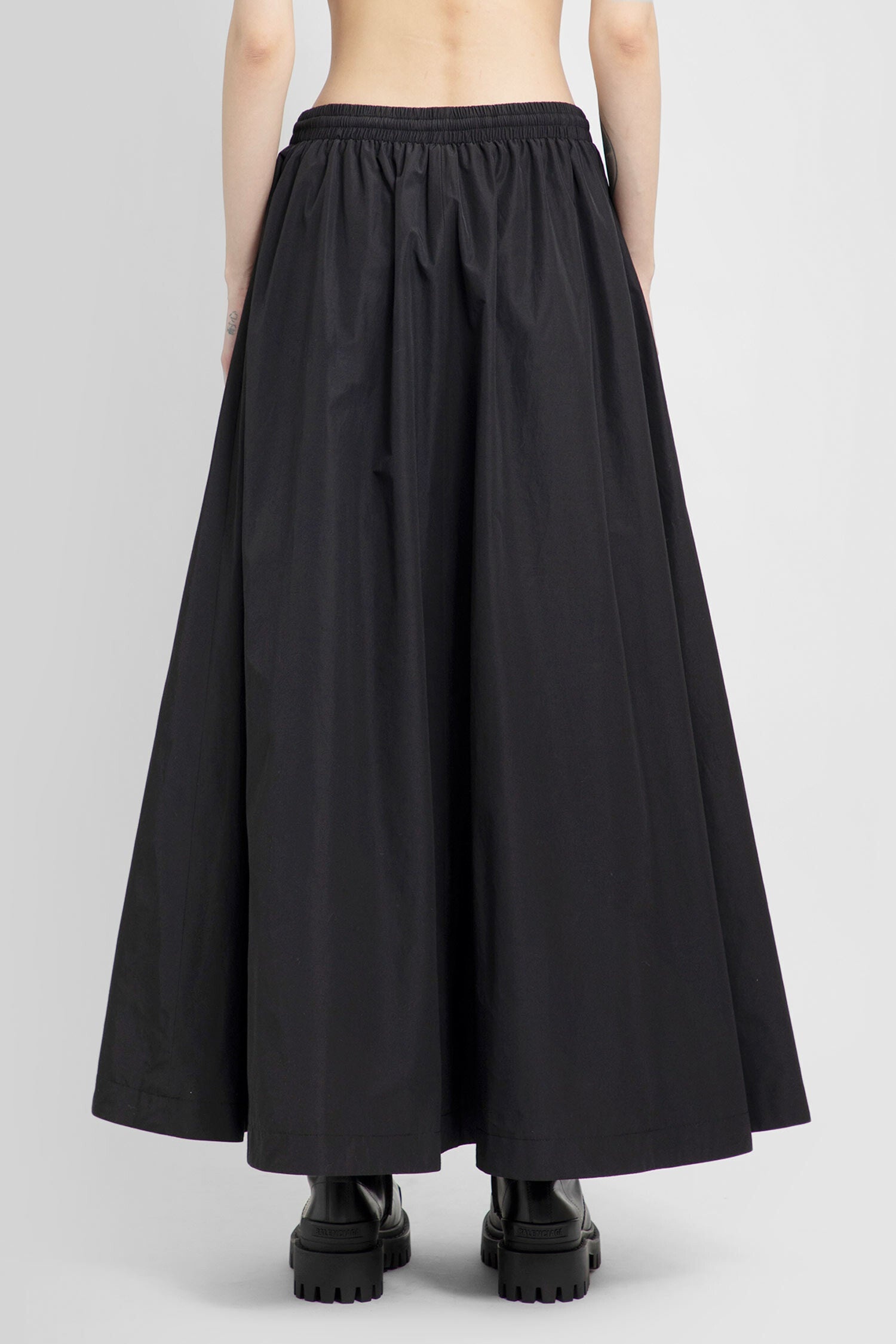 【関税＆送料込み】Balenciaga Tracksuit Skirt Clothing Balenciaga Tracksuit Panel Body Con Miniskirt on SALE | Saks