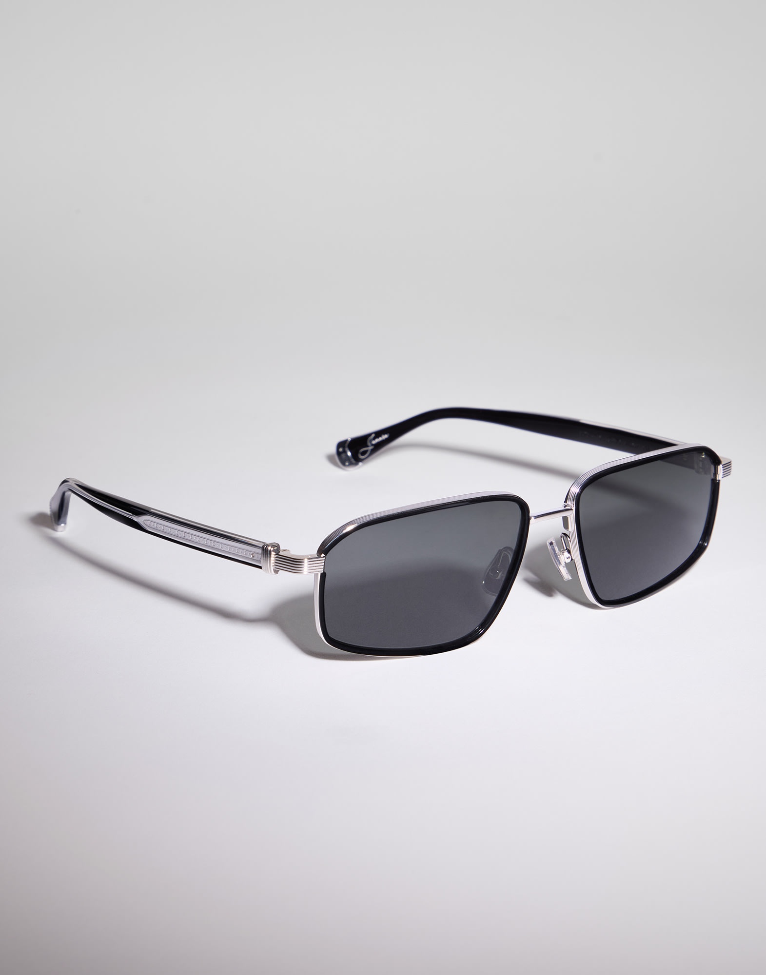 Jarama 18k white gold-plated titanium sunglasses with polarized lenses - 2