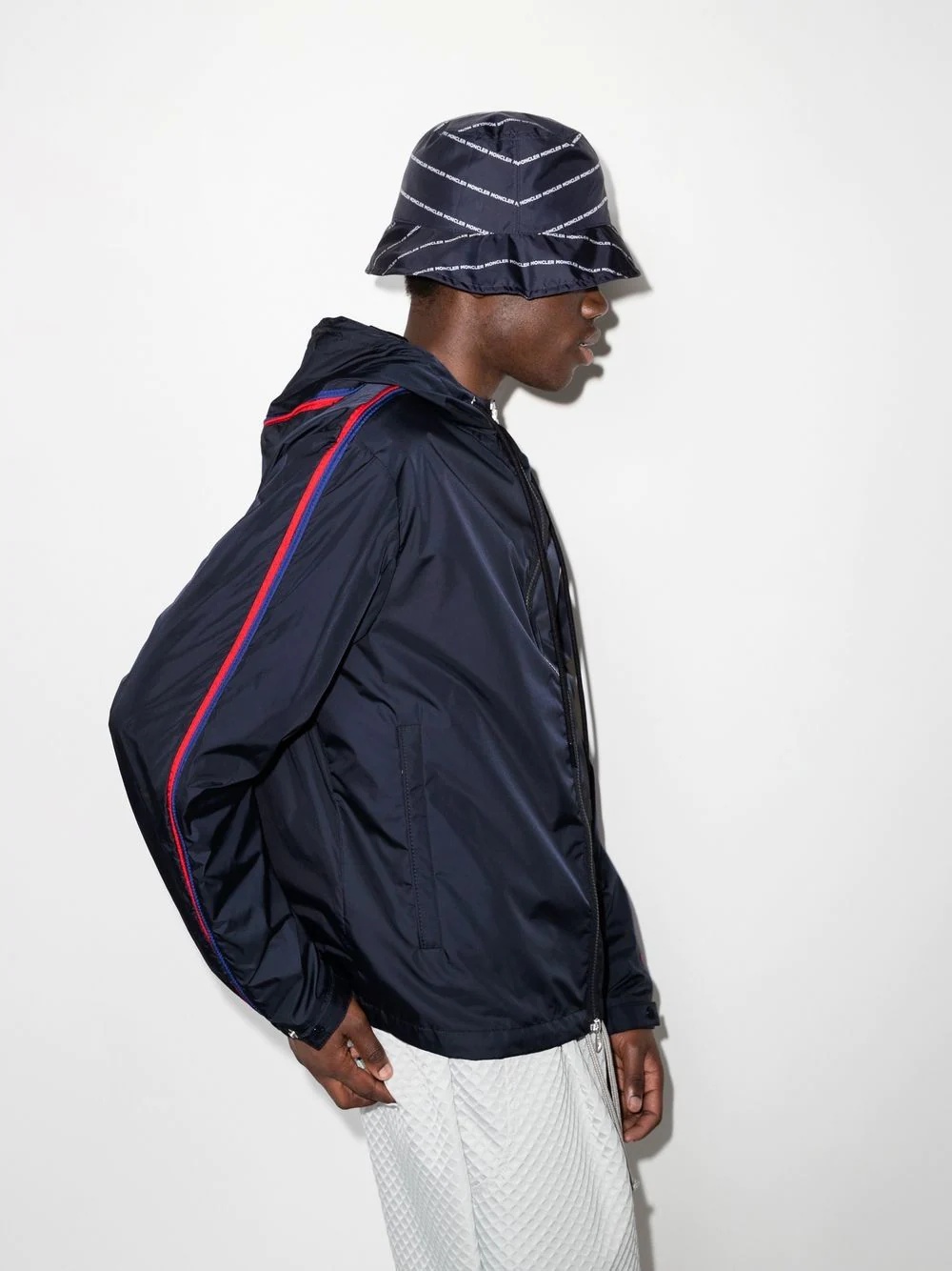 Hattab logo-patch hooded rain jacket - 4