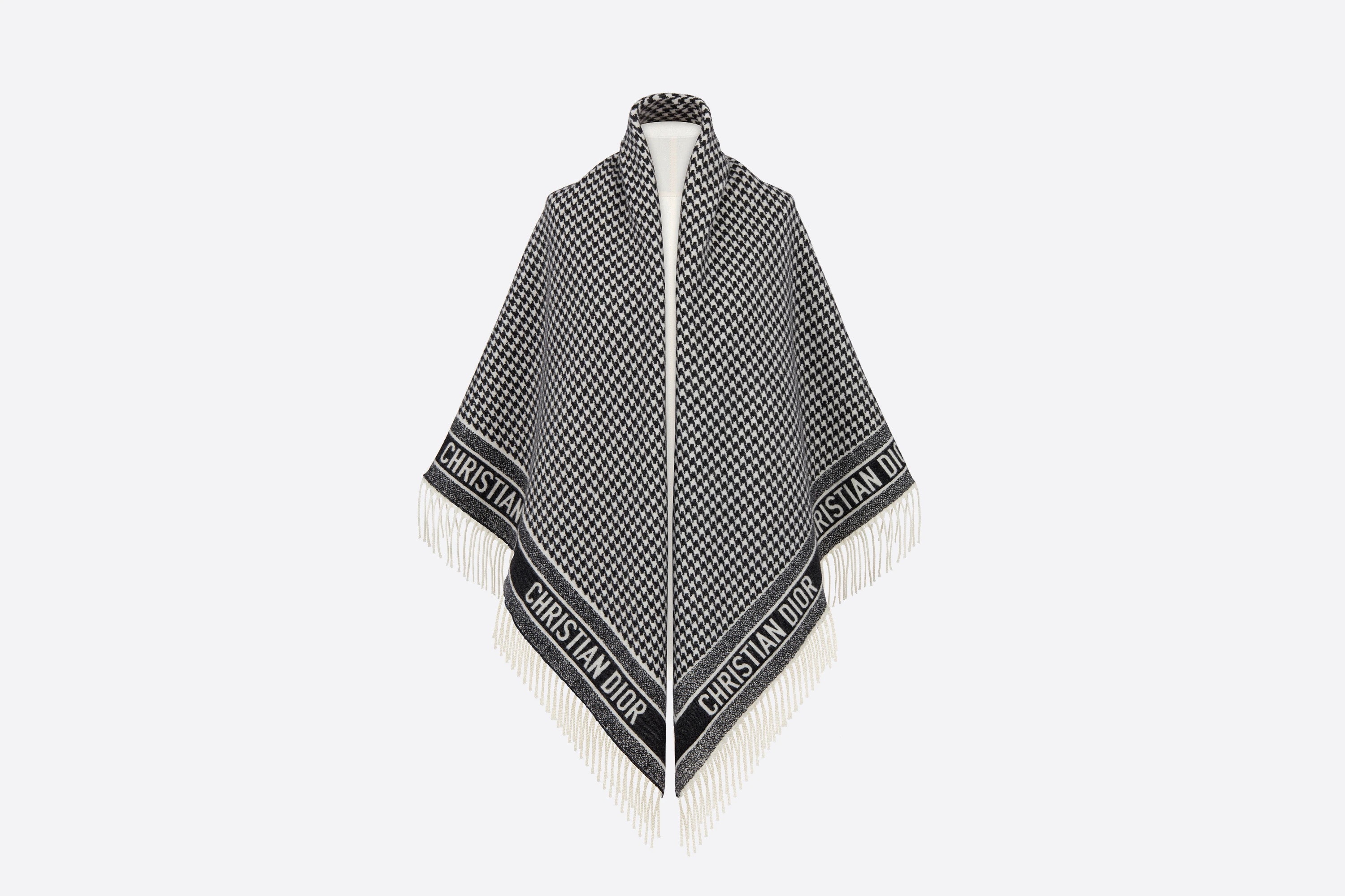 Houndstooth 30 Montaigne Blanket - 2