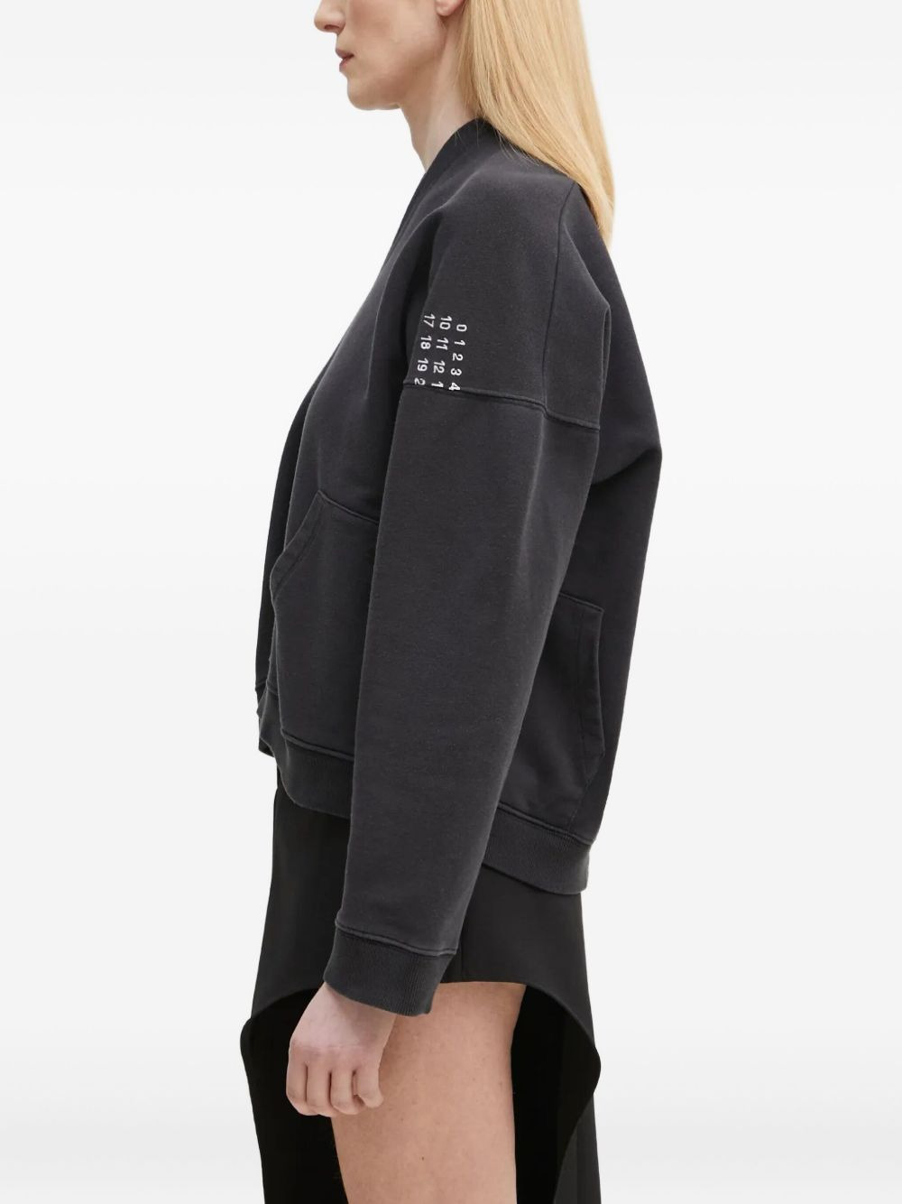 V-neck sweatshirt - 4