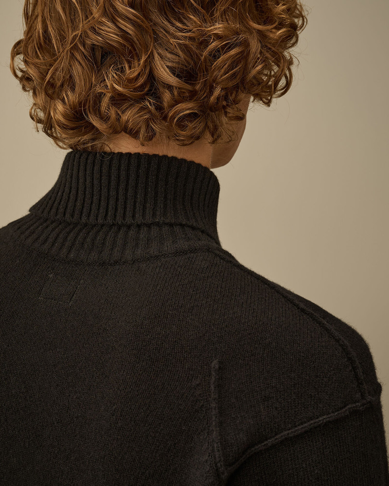 Lambswool GRS Turtleneck Sweater 6