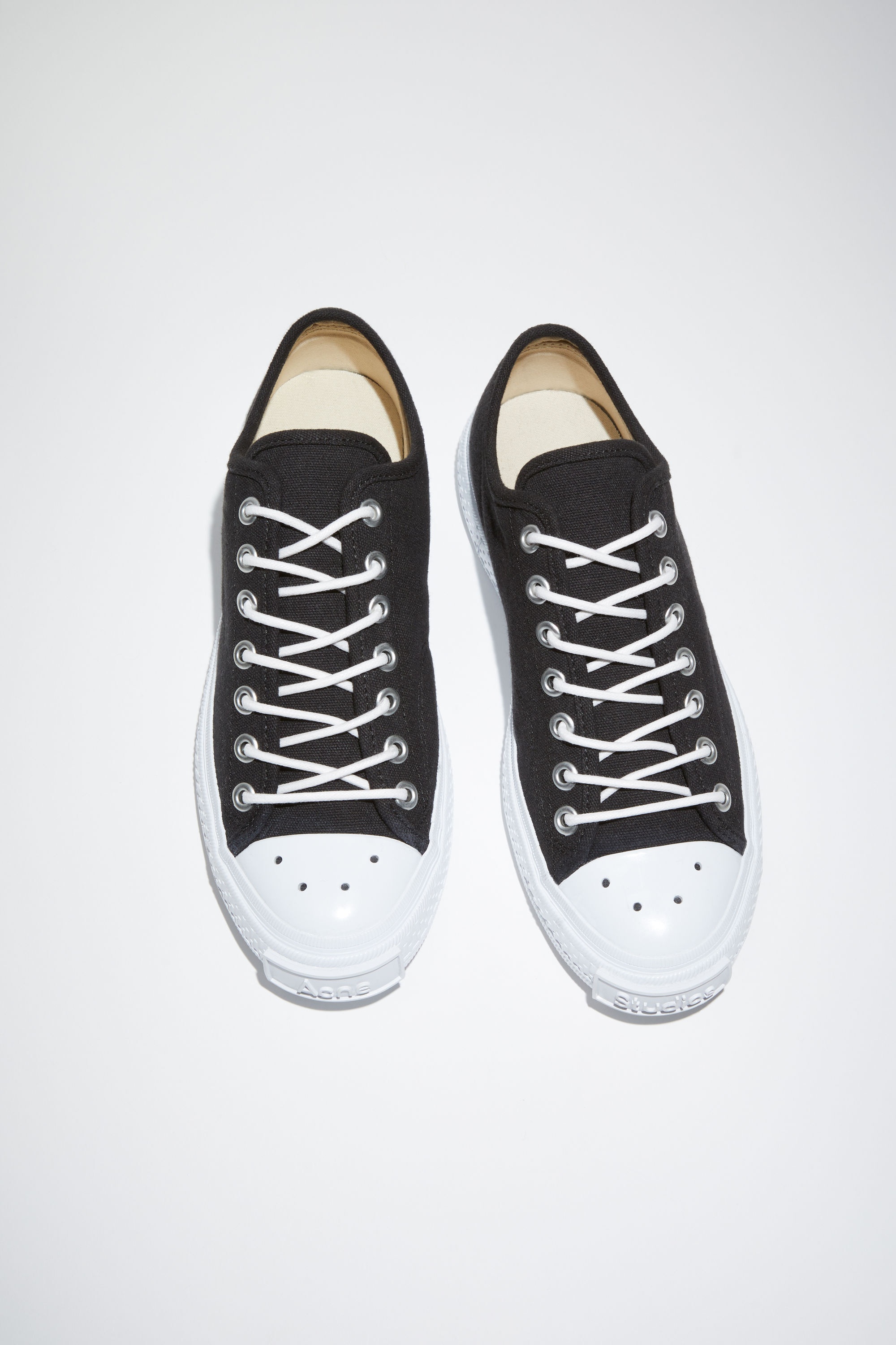 Low top sneakers - Black/off white - 3