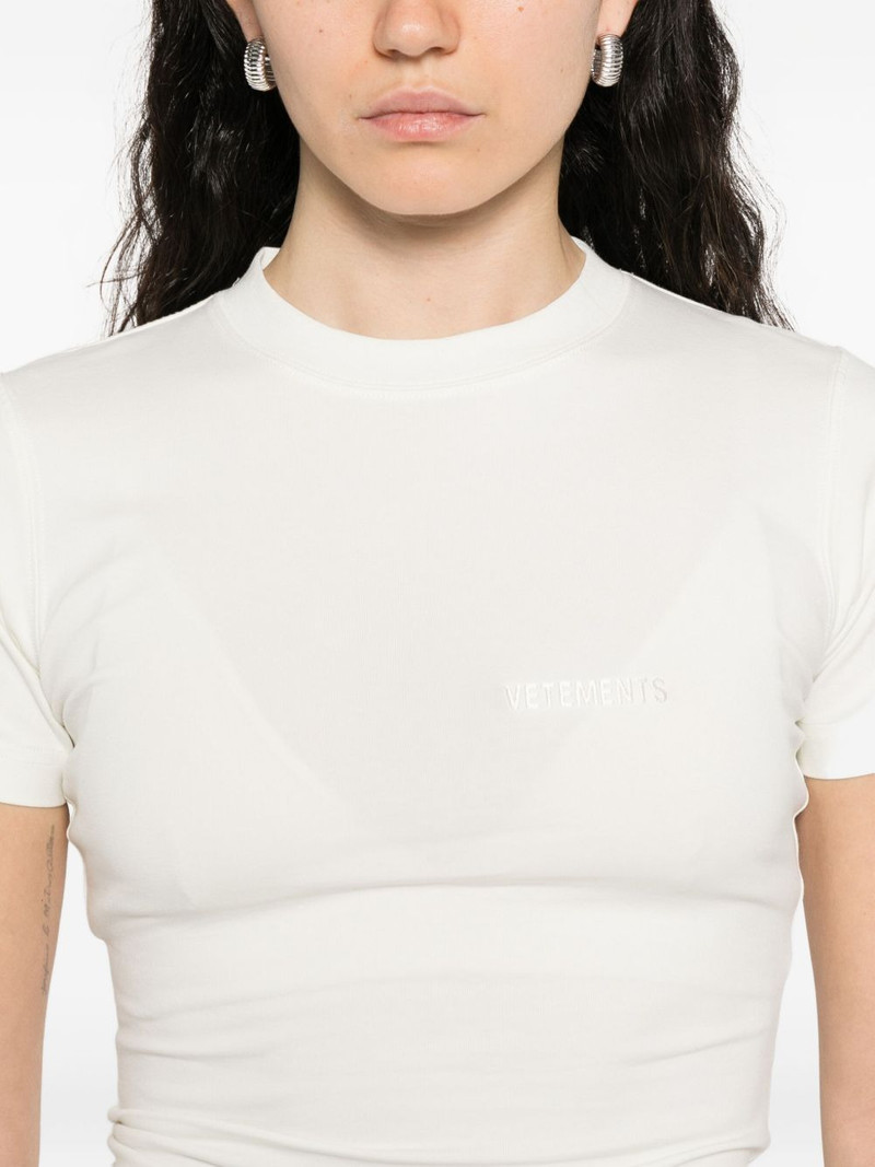 short-sleeved crew-neck top 5