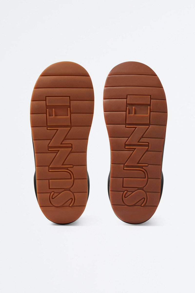 BLACK LEATHER DREAMY SHOES 3