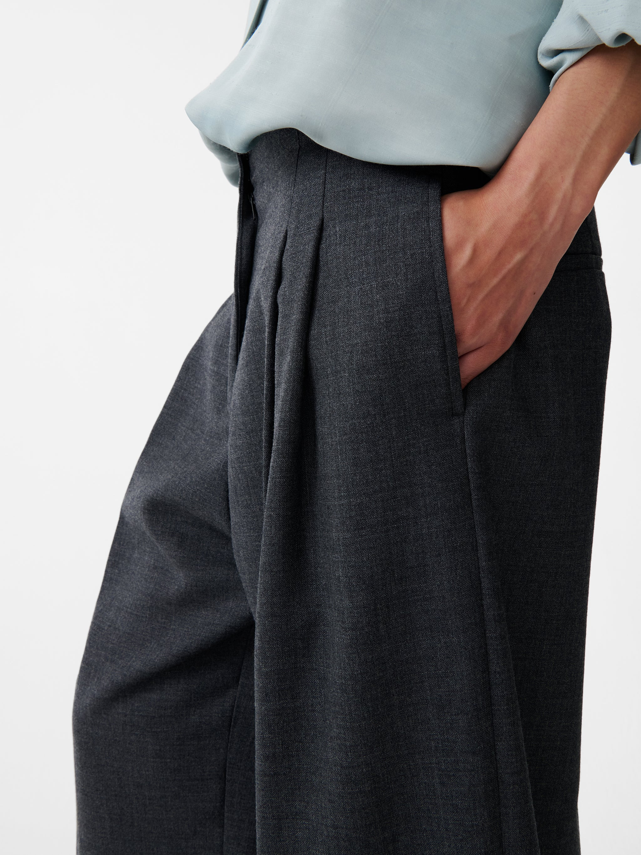 Lira Pant - 5