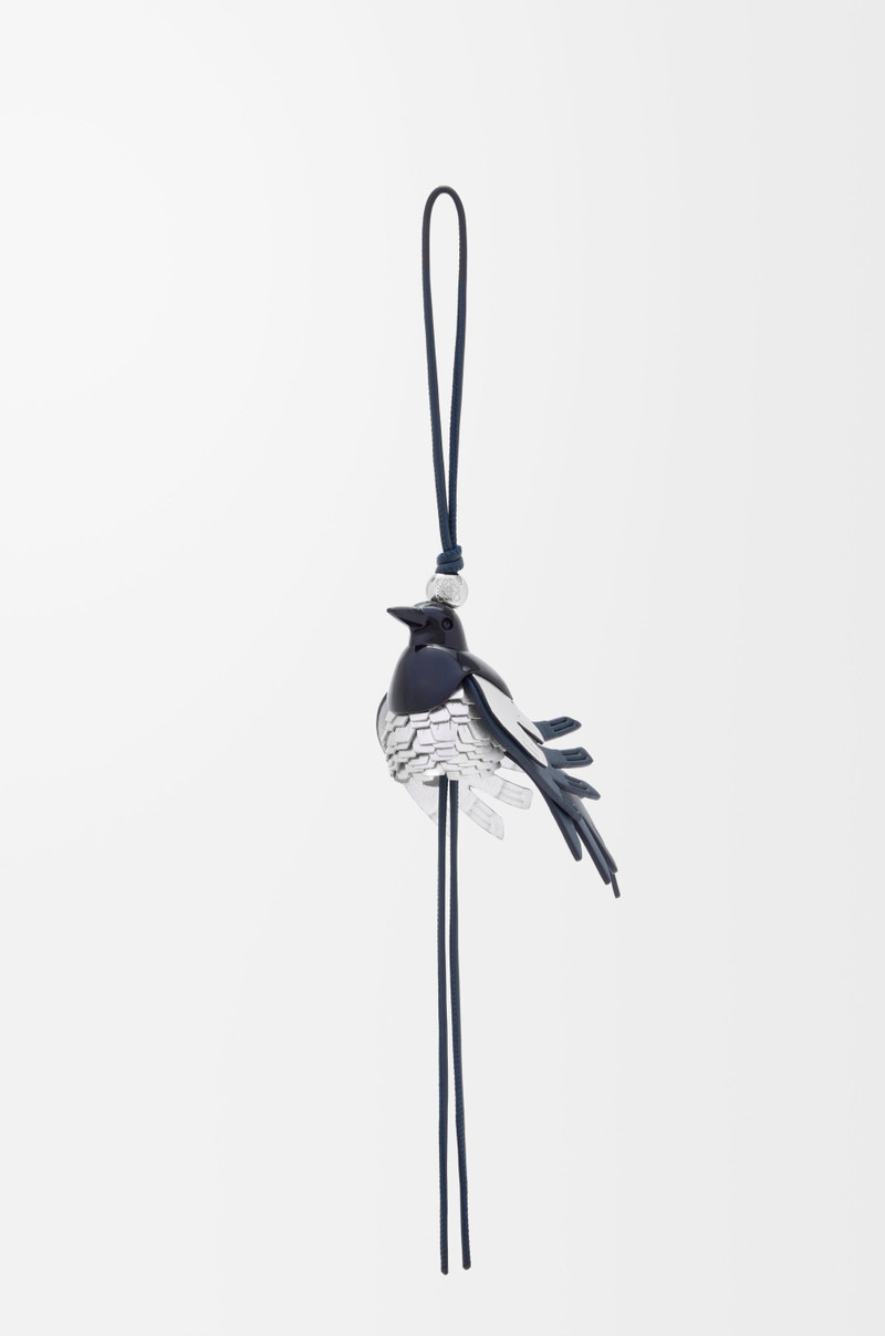 Magpie charm in classic calfskin 1