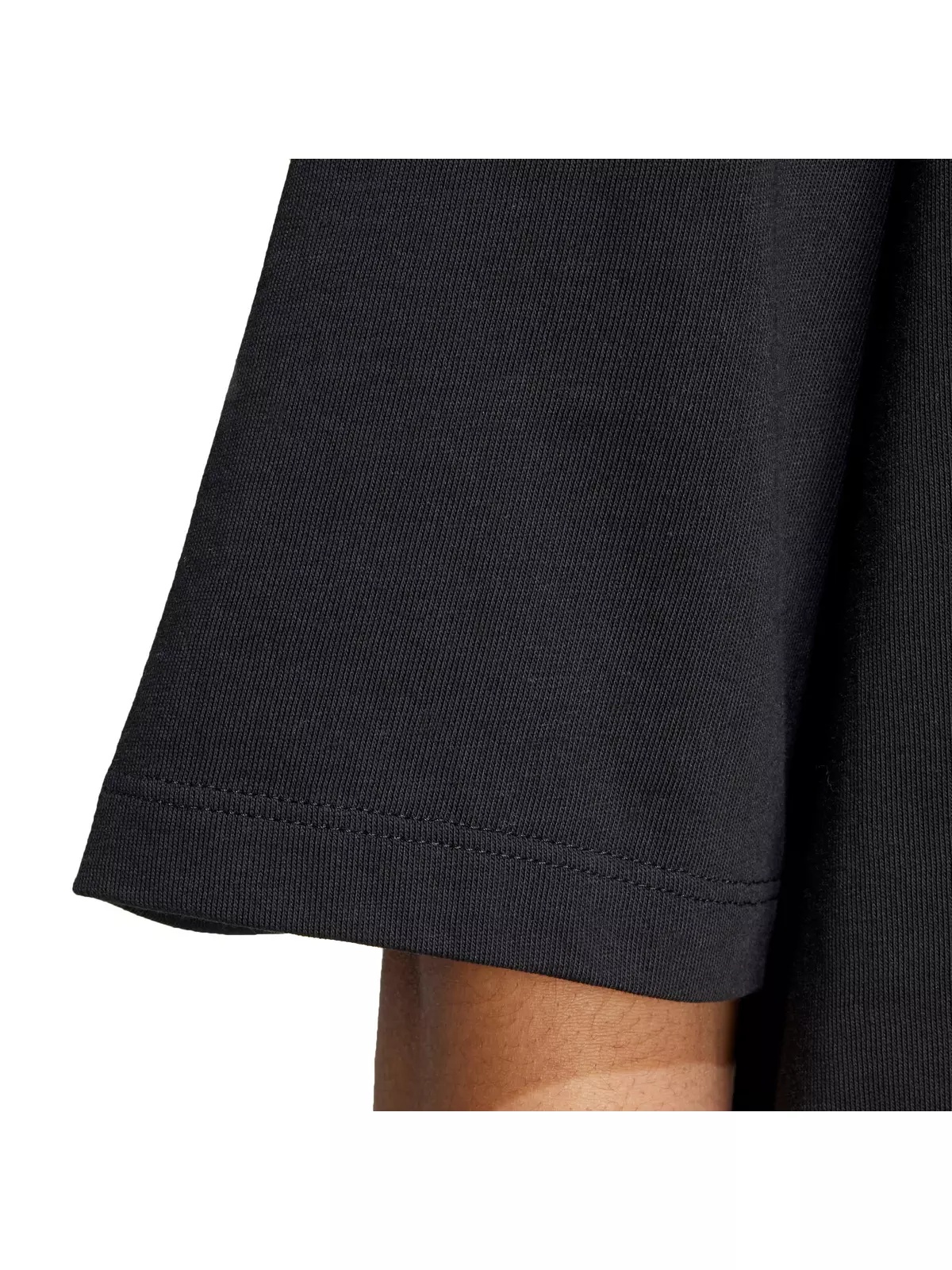 Originals Women's Essentials Boyfriend Loose Tee -Black - 4
