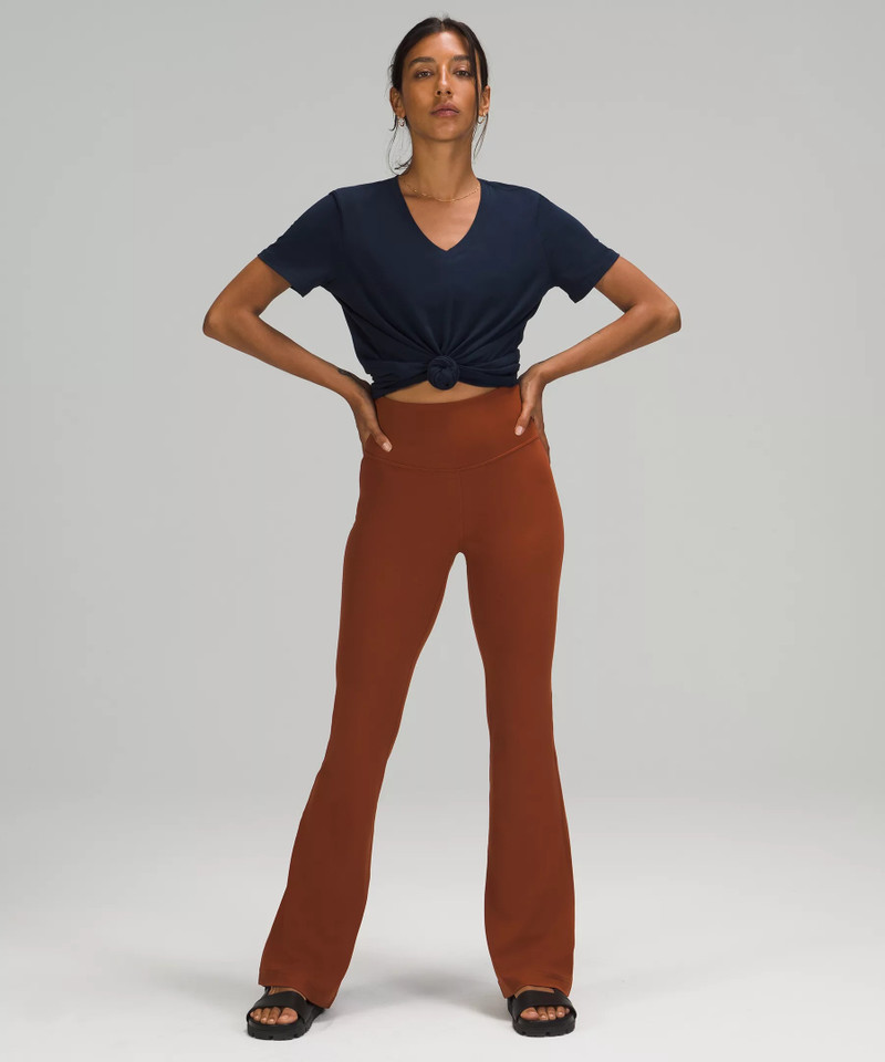 lululemon 사랑 V-Neck 티셔츠 outlook