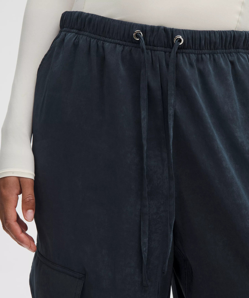 Matte Satin Relaxed-Fit Mid-Rise Cargo Pant 4