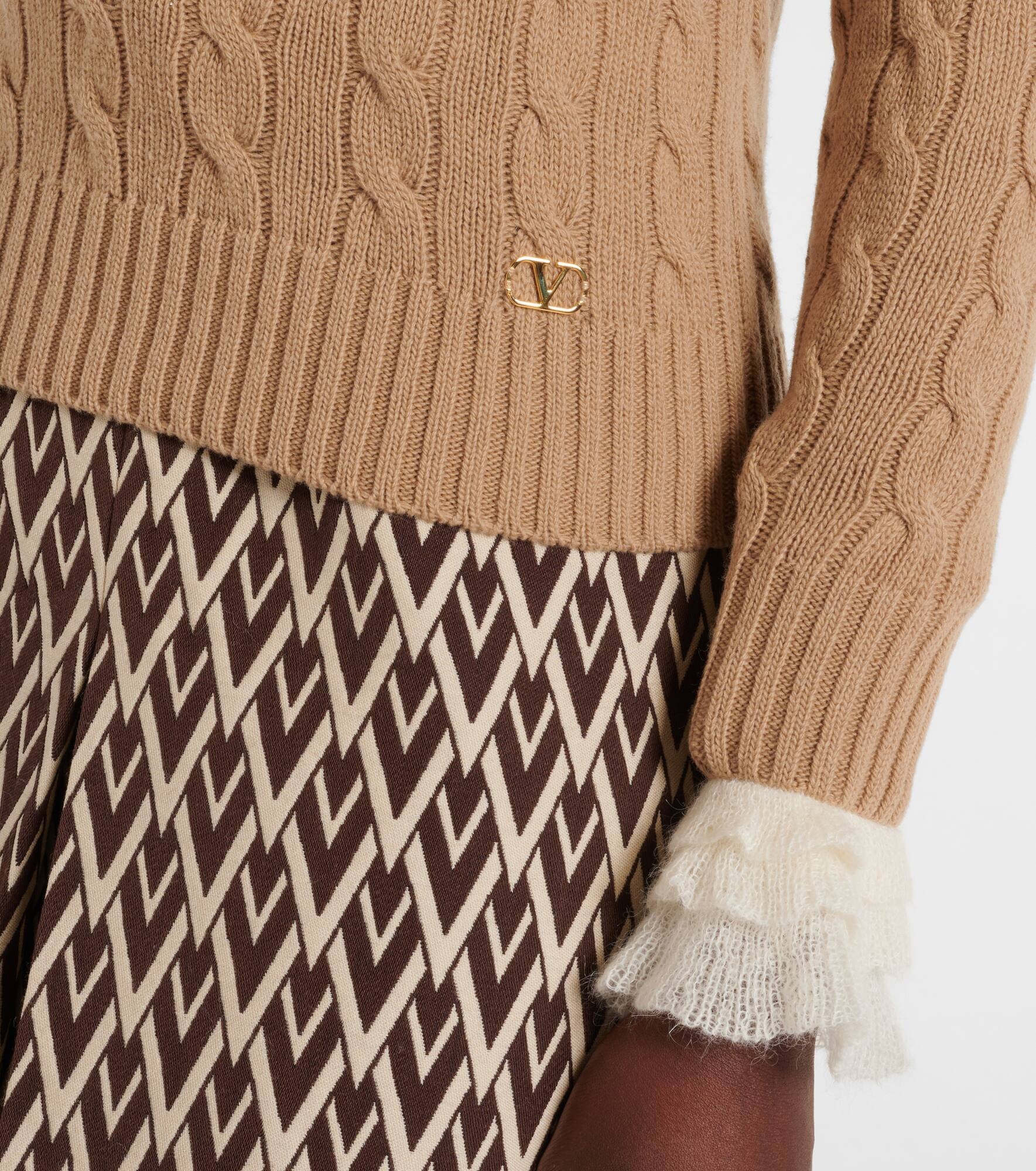 Ruffled cable-knit virgin wool sweater - 5