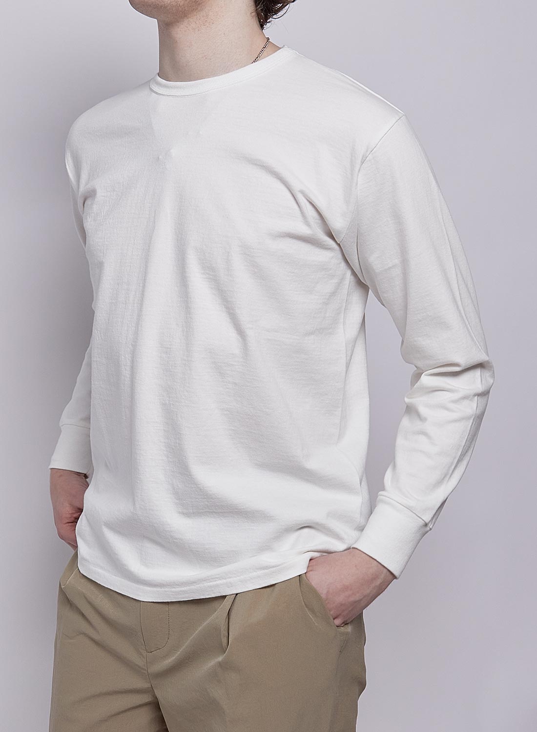 Allevol Heavy Duty Crew Neck Long Sleeve T-Shirt in White - 4