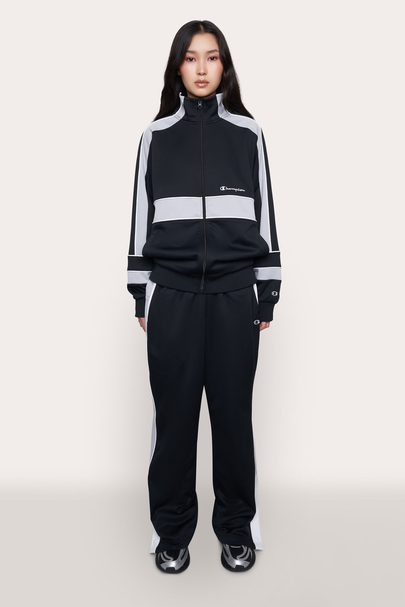 GUIZIO GUIZIO X CHAMPION WARM UP JACKET outlook