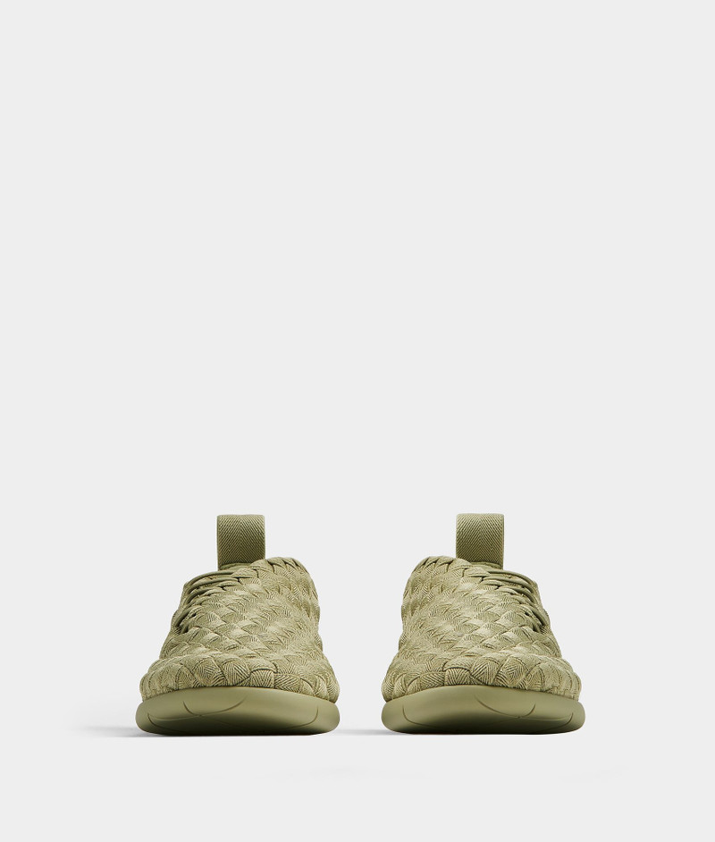 Bottega Veneta plat outlook