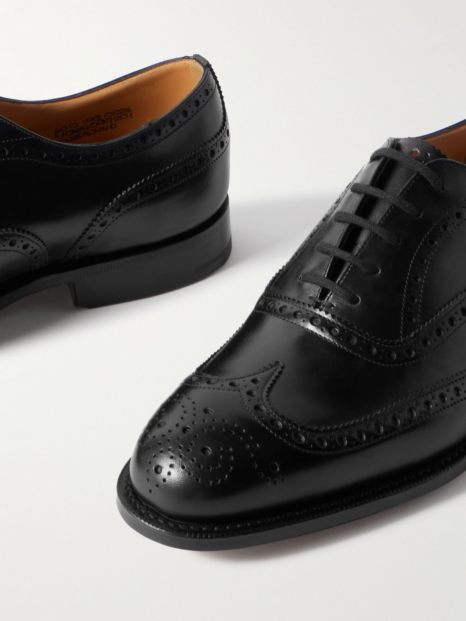 Chetwynd Leather Wingtip Brogues Black - 6