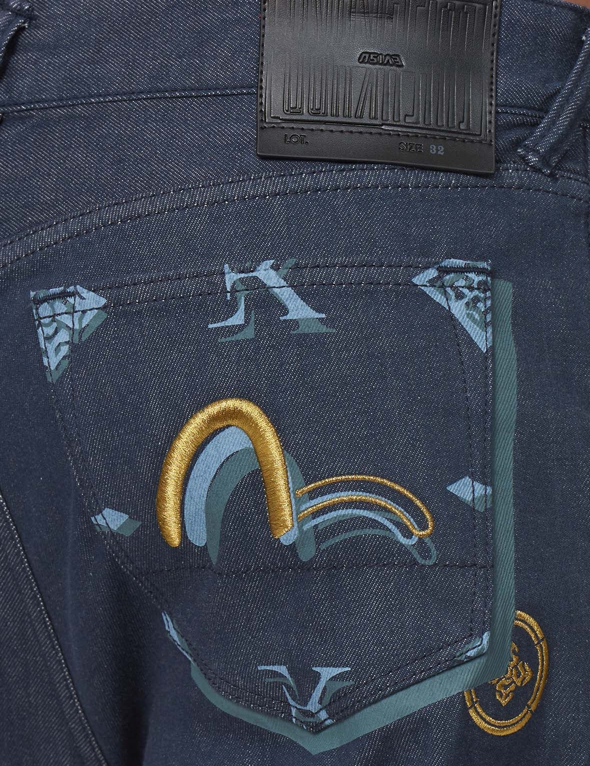 Monogram Discharge Print 3D Jogger Jeans - 9
