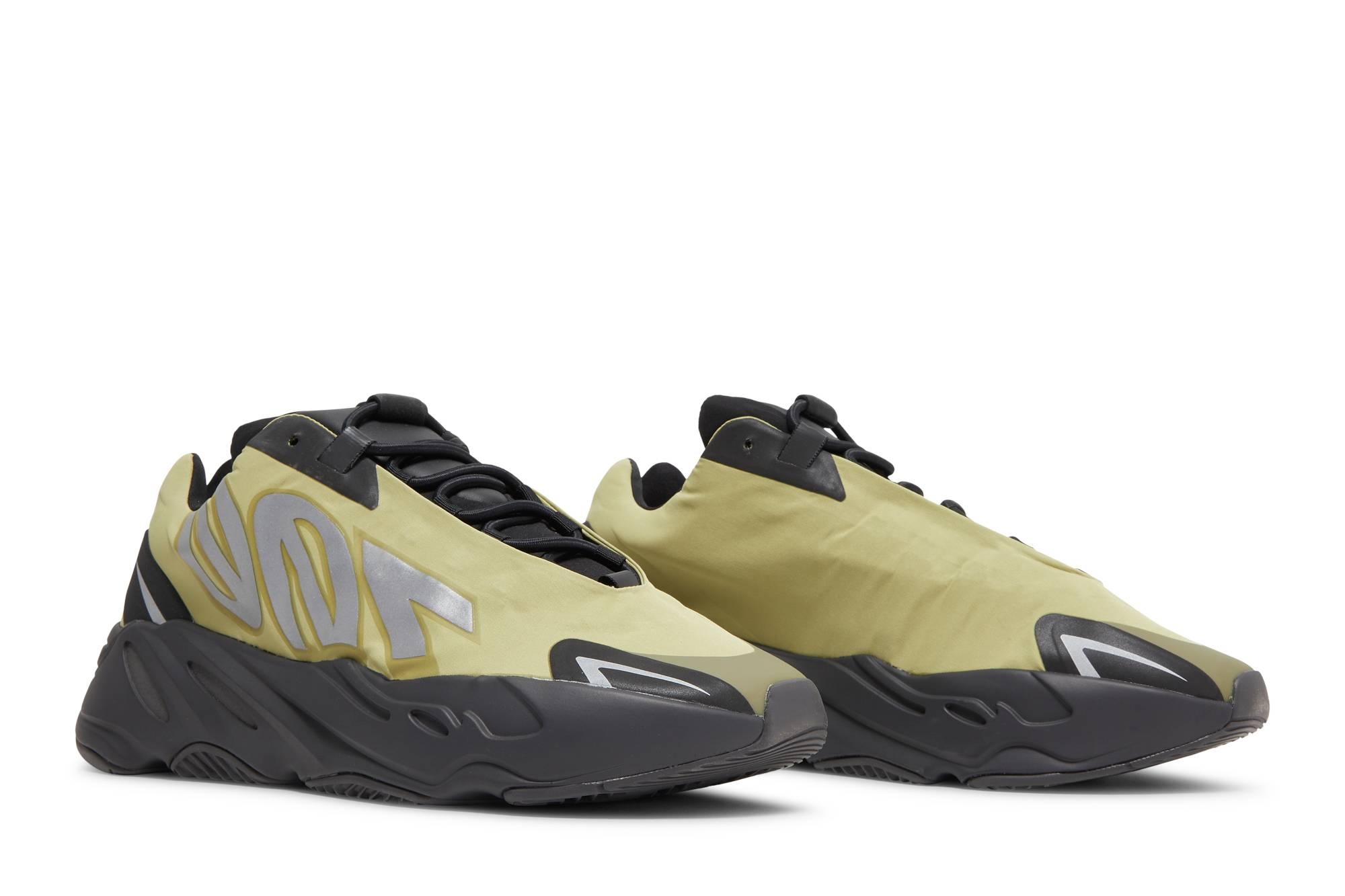 Yeezy Boost 700 MNVN 'Resin' - 8