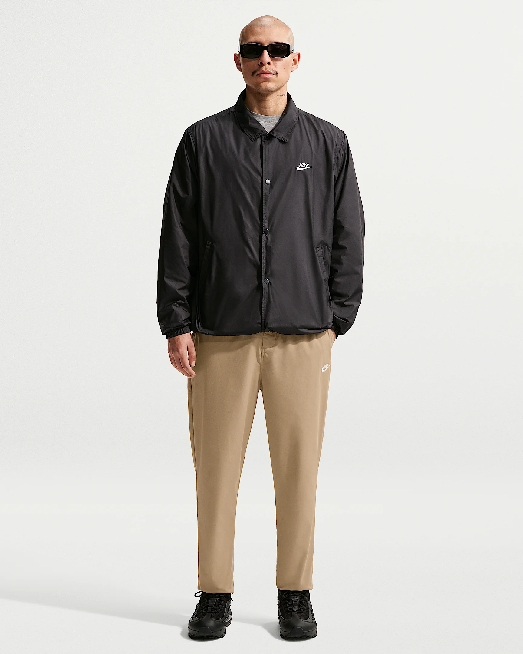 Nike Club Men's Woven Tapered Pants - 1