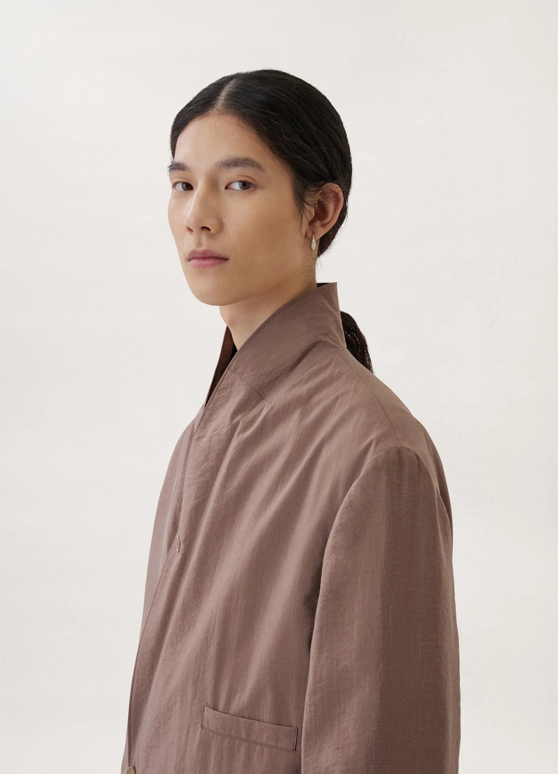 BELTED DOUBLE BREASTED JACKET
DRY SILK - 8