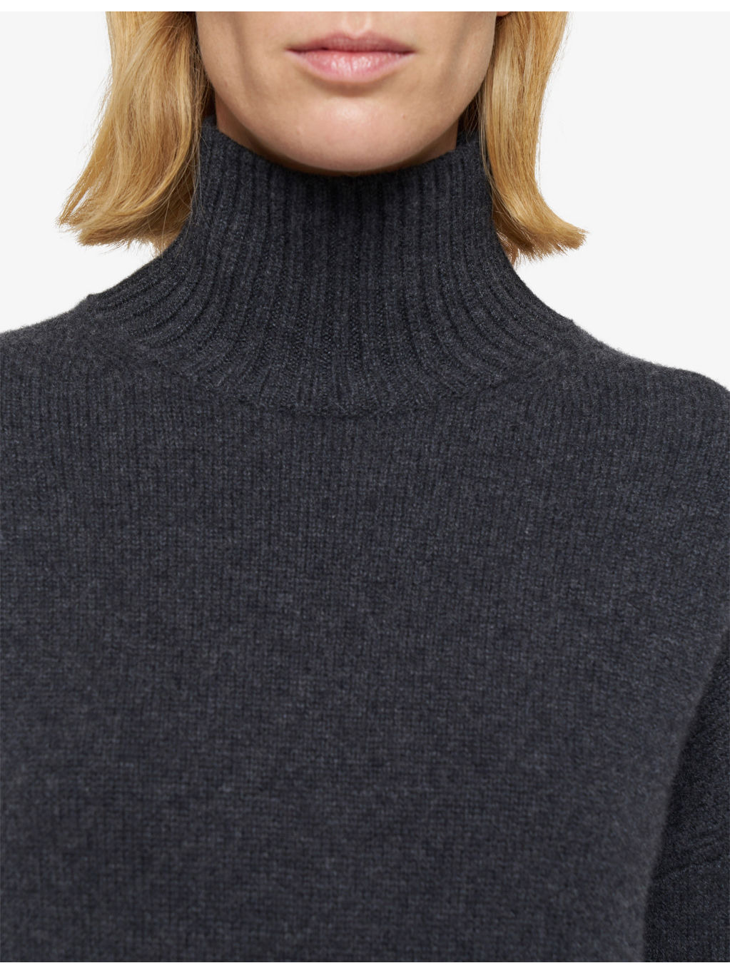 Luxe High-Neck Cashmere Jumper - 5