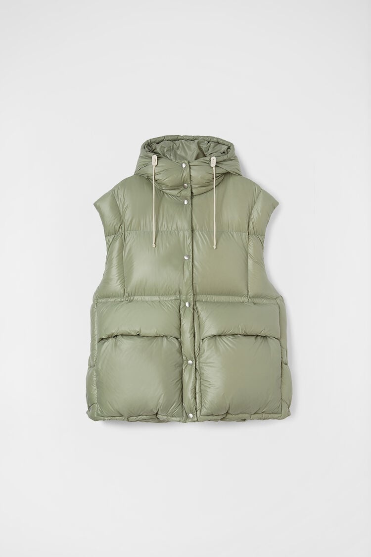 JIL SANDER｜VESTS (Quilting Down Vest (J40AF0157 J70007 232249M178003_1.jpg