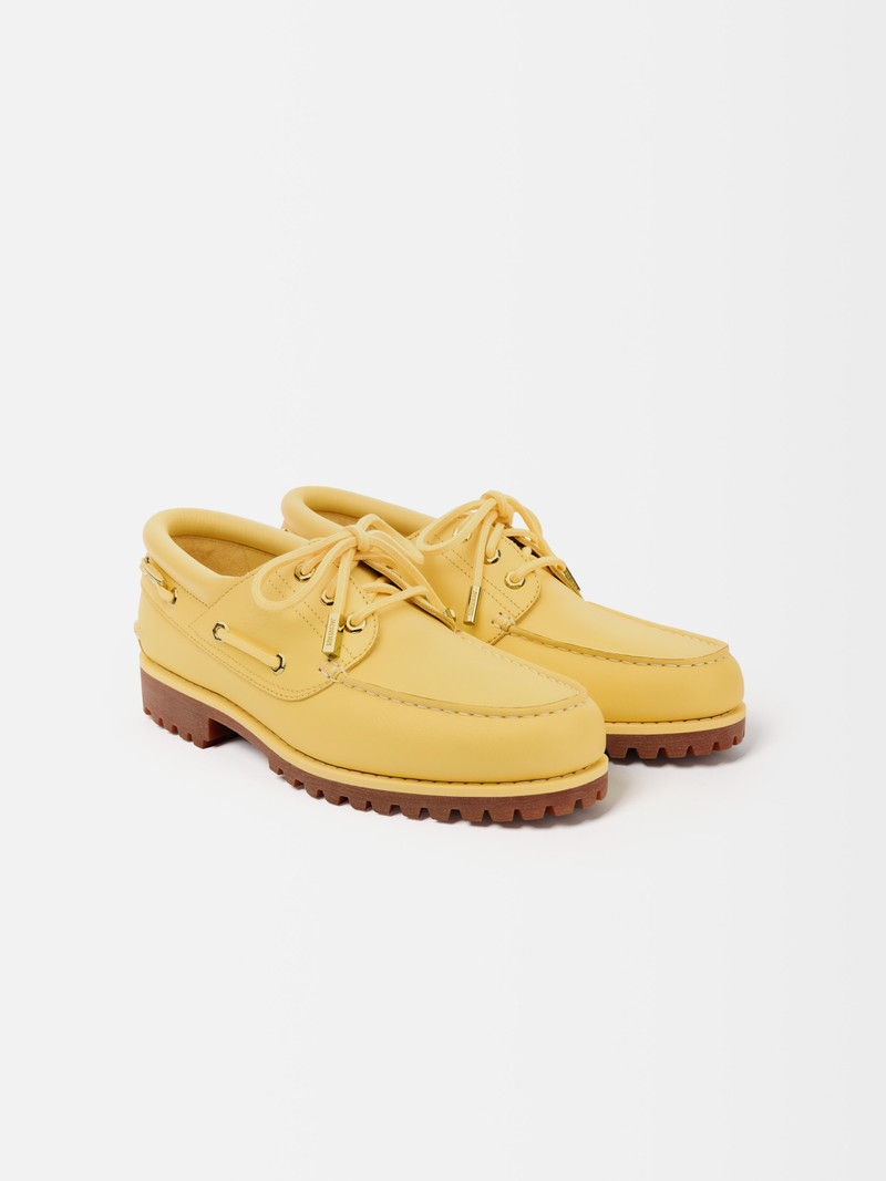 The JACQUEMUS+TIMBERLAND boat shoe 2
