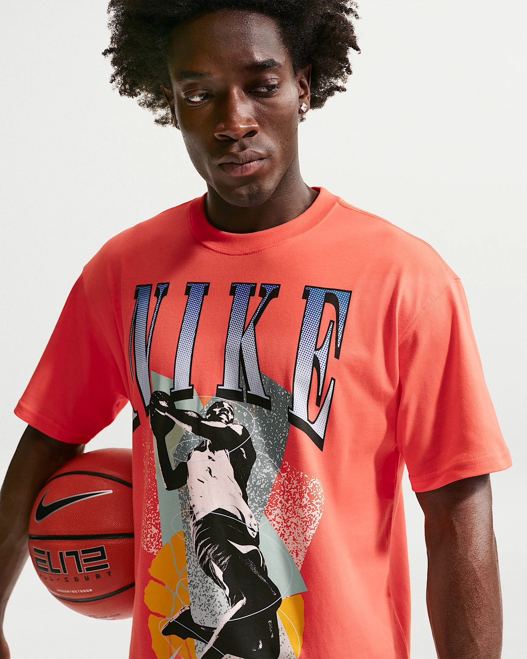 Nike Men's Basketball T-Shirt - 1