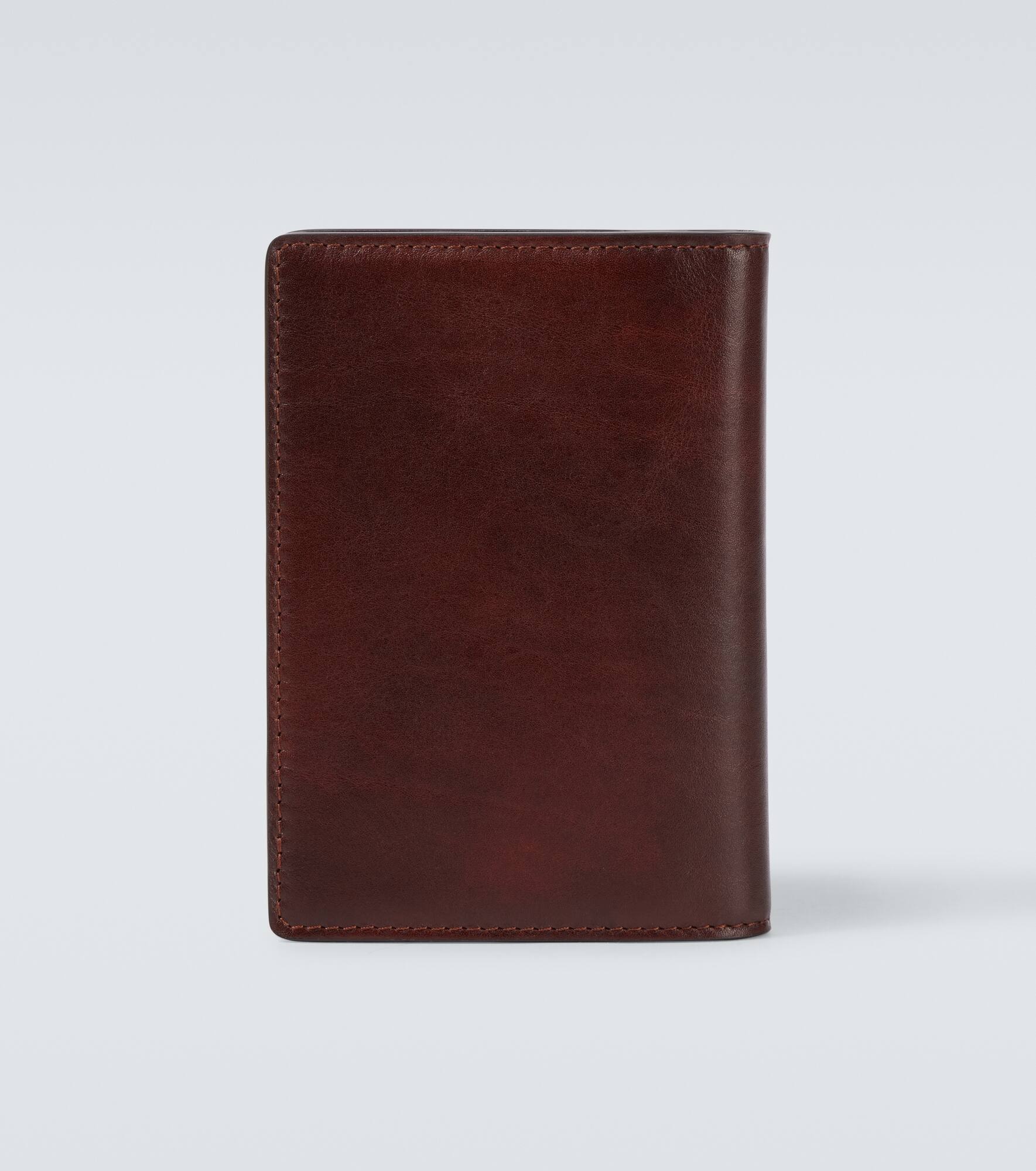 Logo debossed leather bifold wallet - 3
