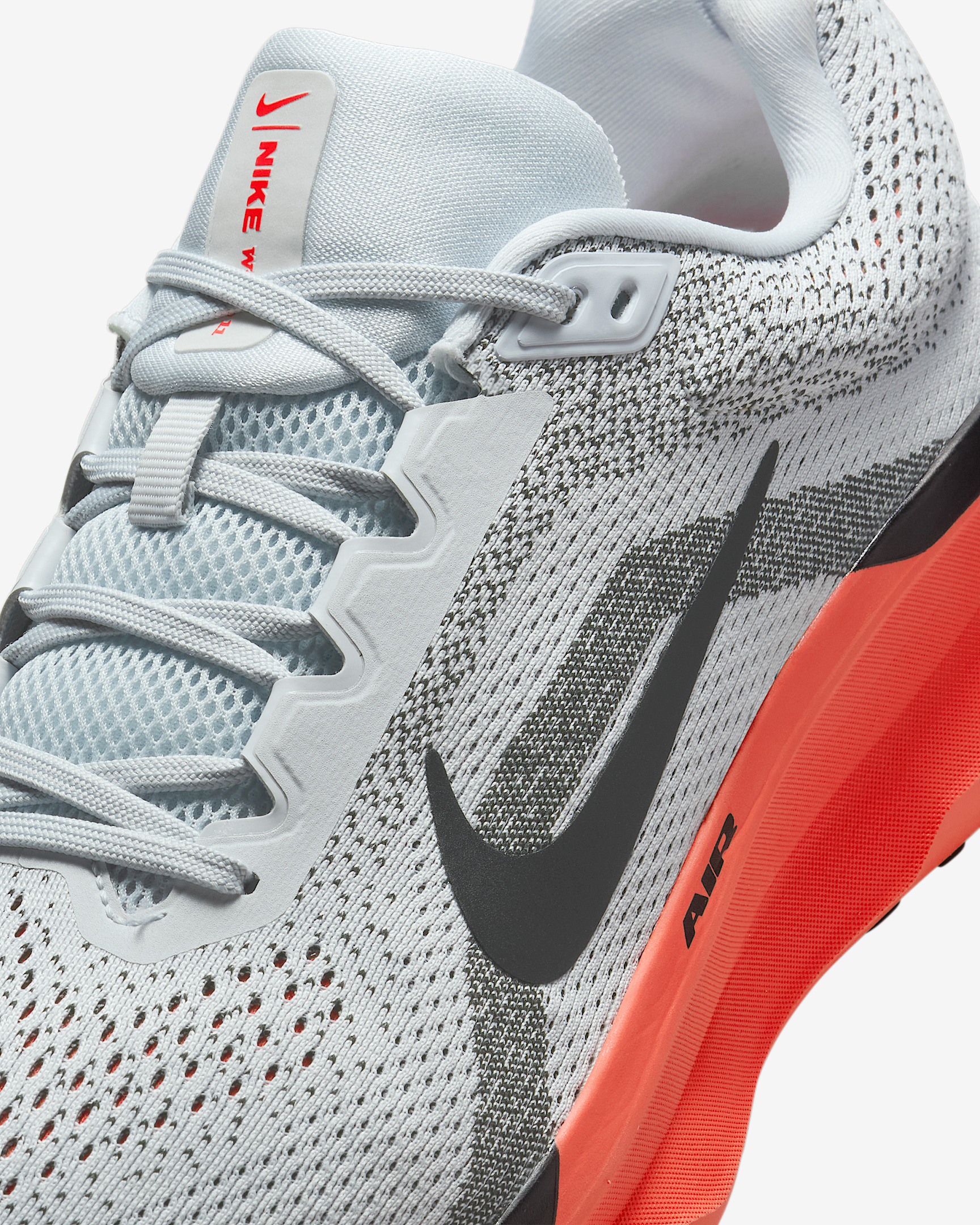 Nike Winflo 11 Men's Road Running Shoes (Extra Wide) - 7