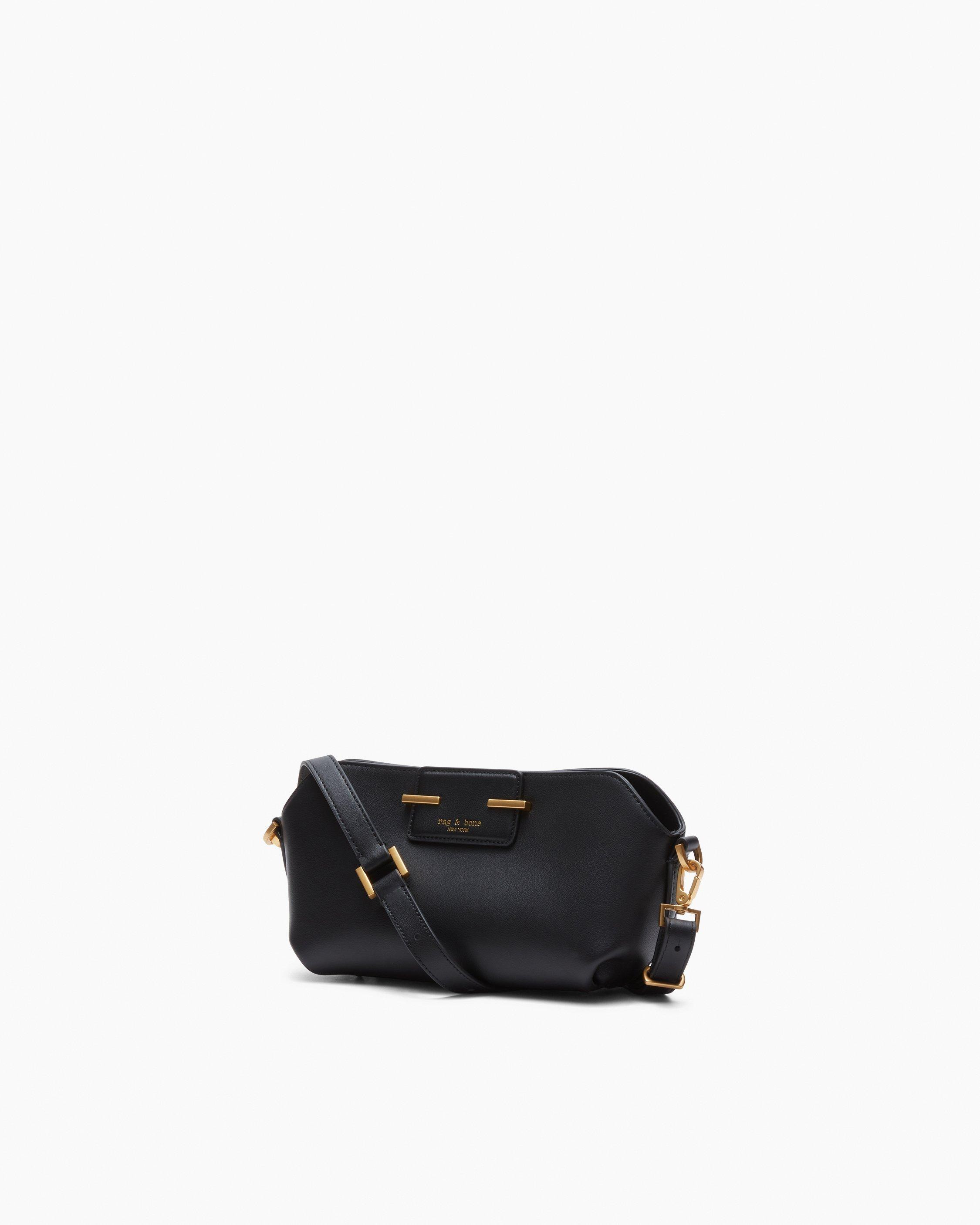 Realm Crossbody Bag
Leather - 3