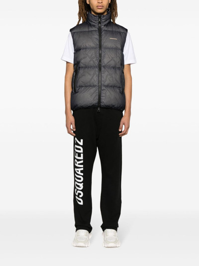 DSQUARED2 logo-embossed ripstop puffer vest outlook