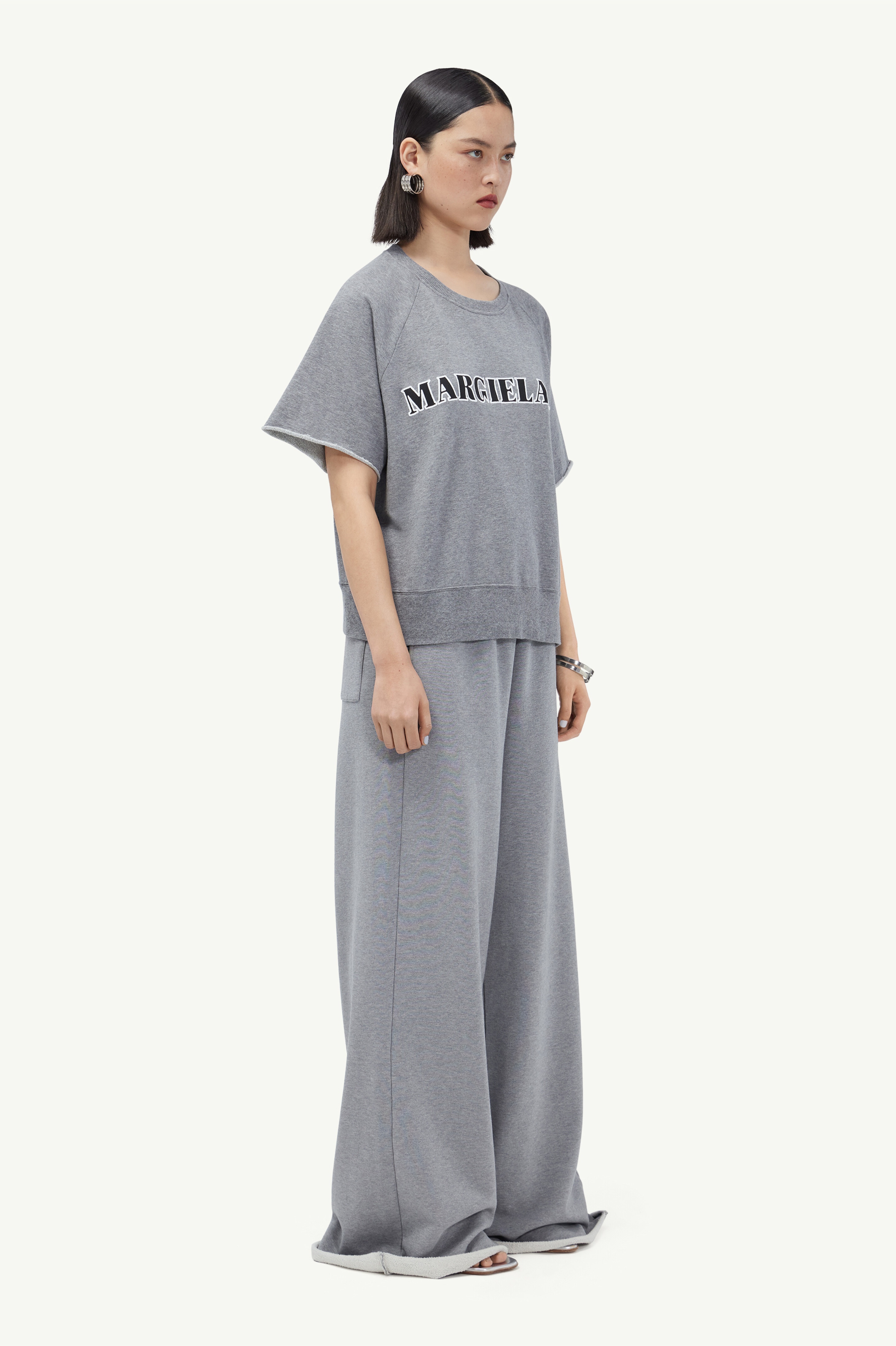 Short-sleeved sweatshirt - 7