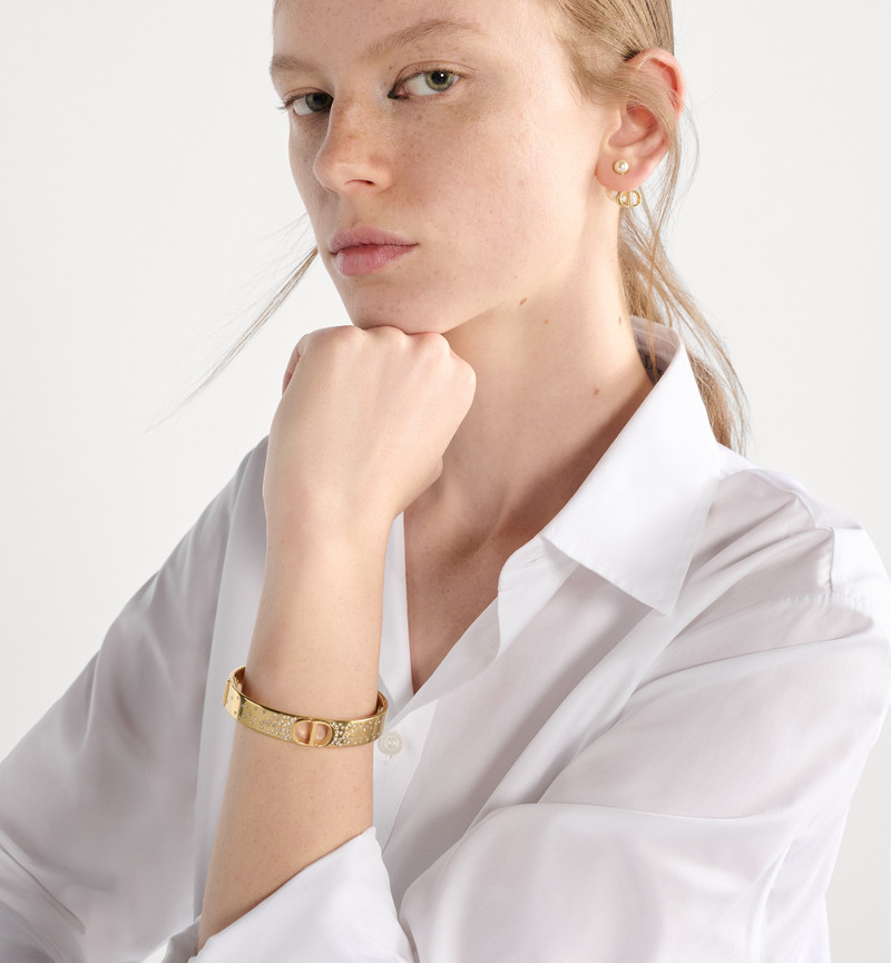 Dior 30 Montaigne Bangle outlook