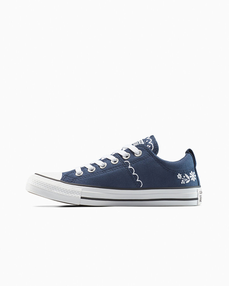 Converse Chuck Taylor All Star Madison Embroidered Flowers outlook