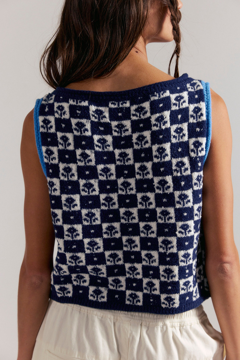 Poppy Vest 2