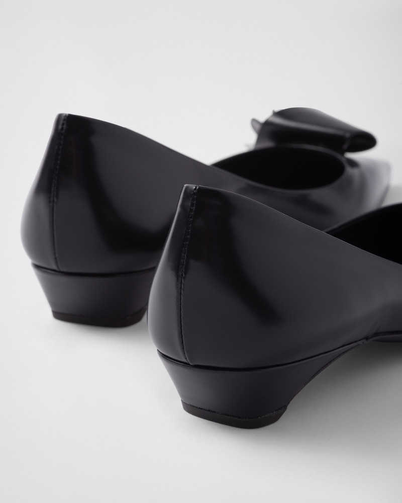 Brushed leather pumps 7