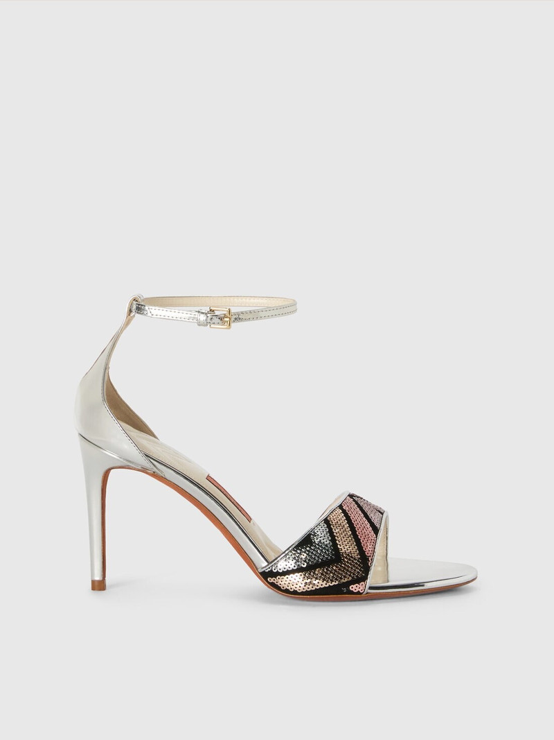 Sandal with adjustable strap and zig zag pattern - 1