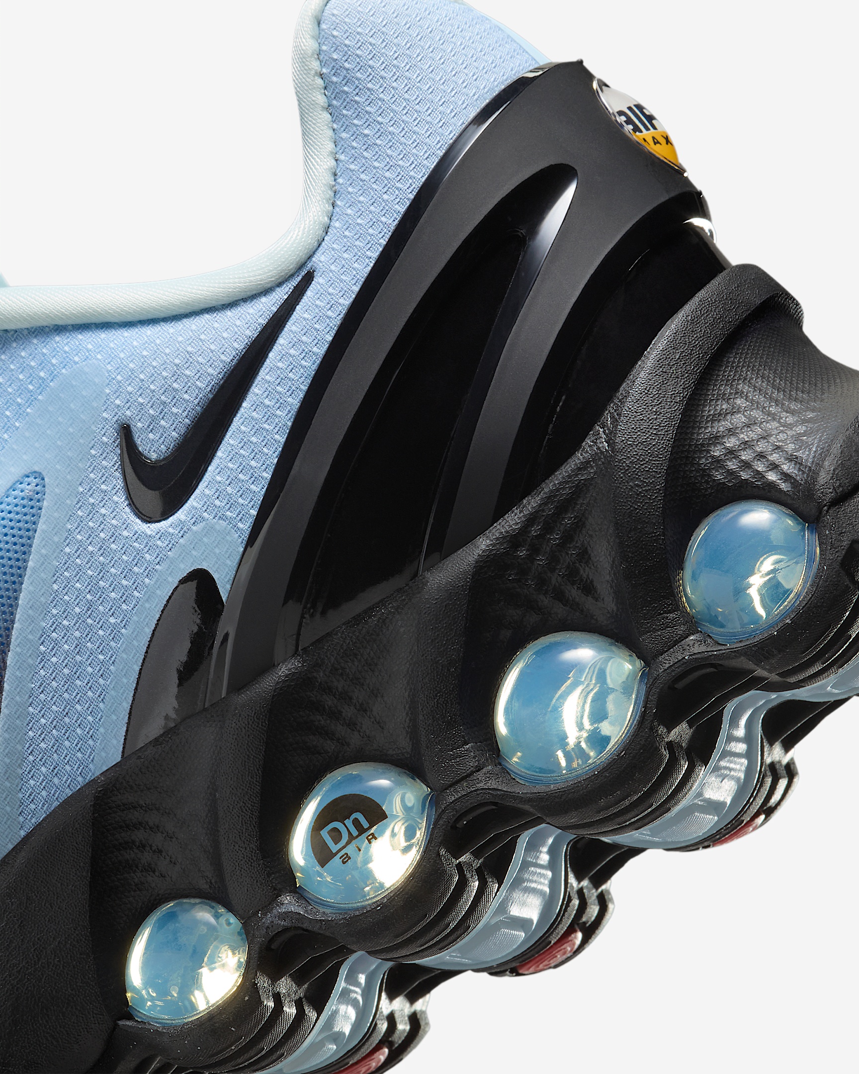 Nike Air Max Dn8 Women's Shoes - 8