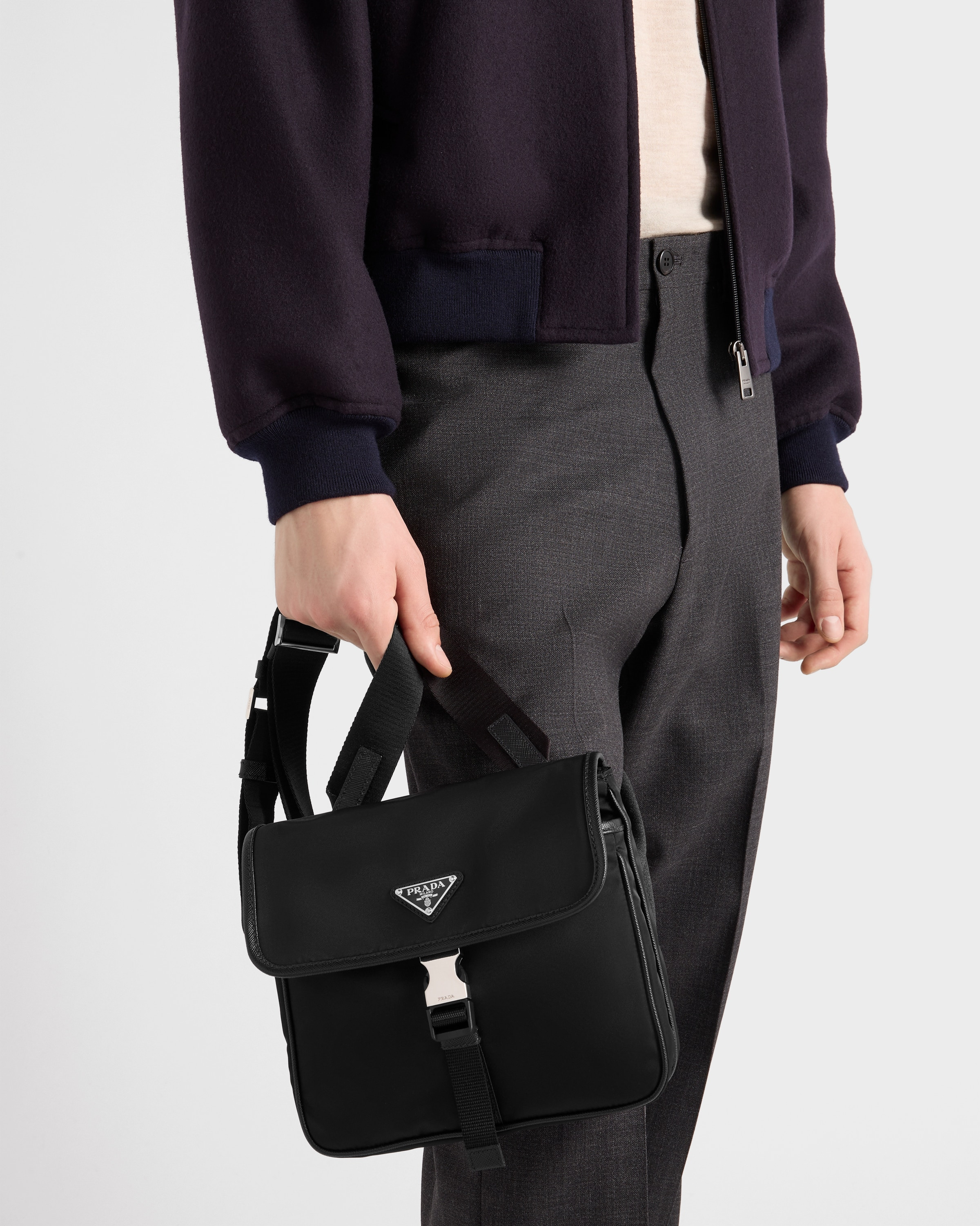 Re-Nylon and Saffiano leather shoulder bag - 8