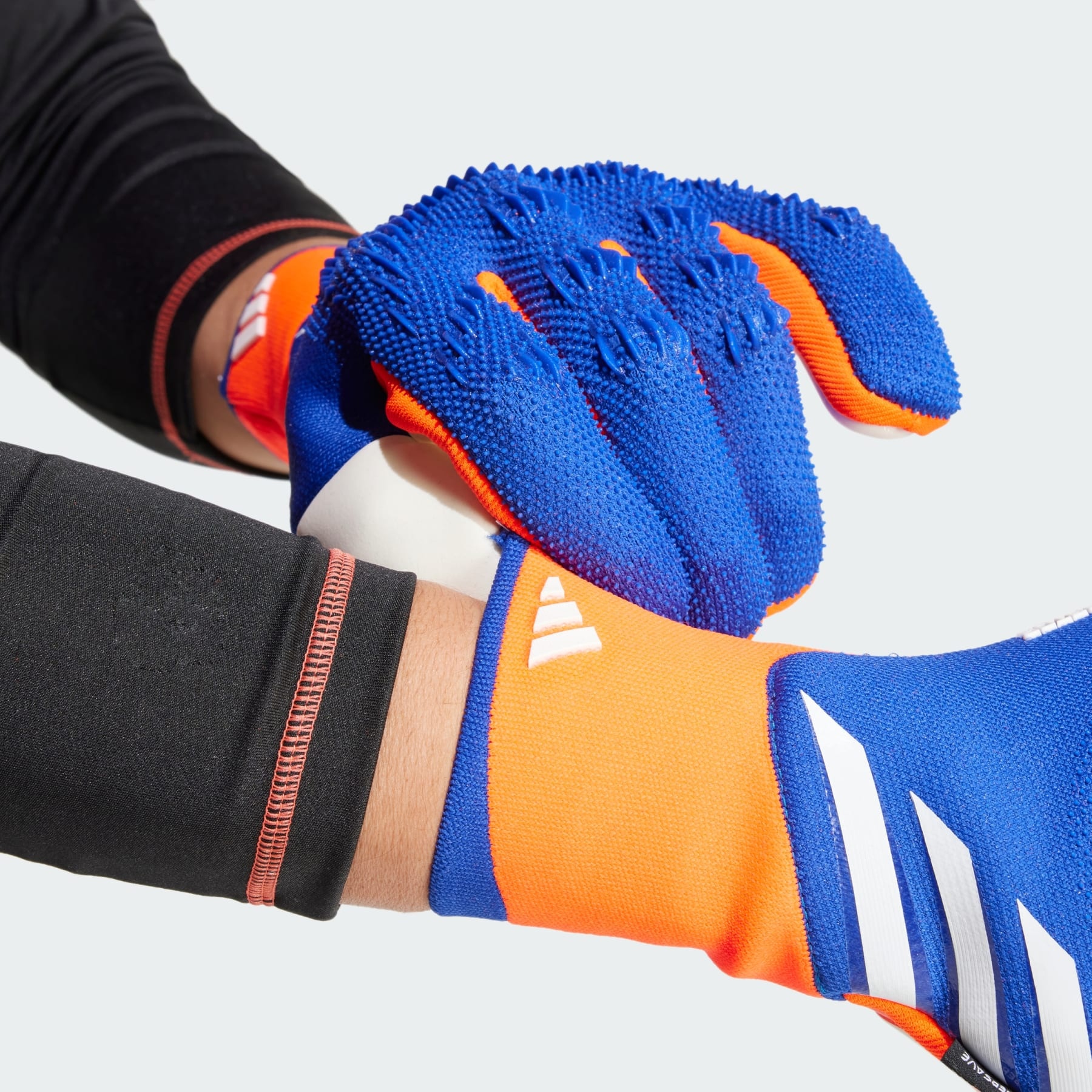 Predator Pro Fingersave Goalkeeper Gloves - 3