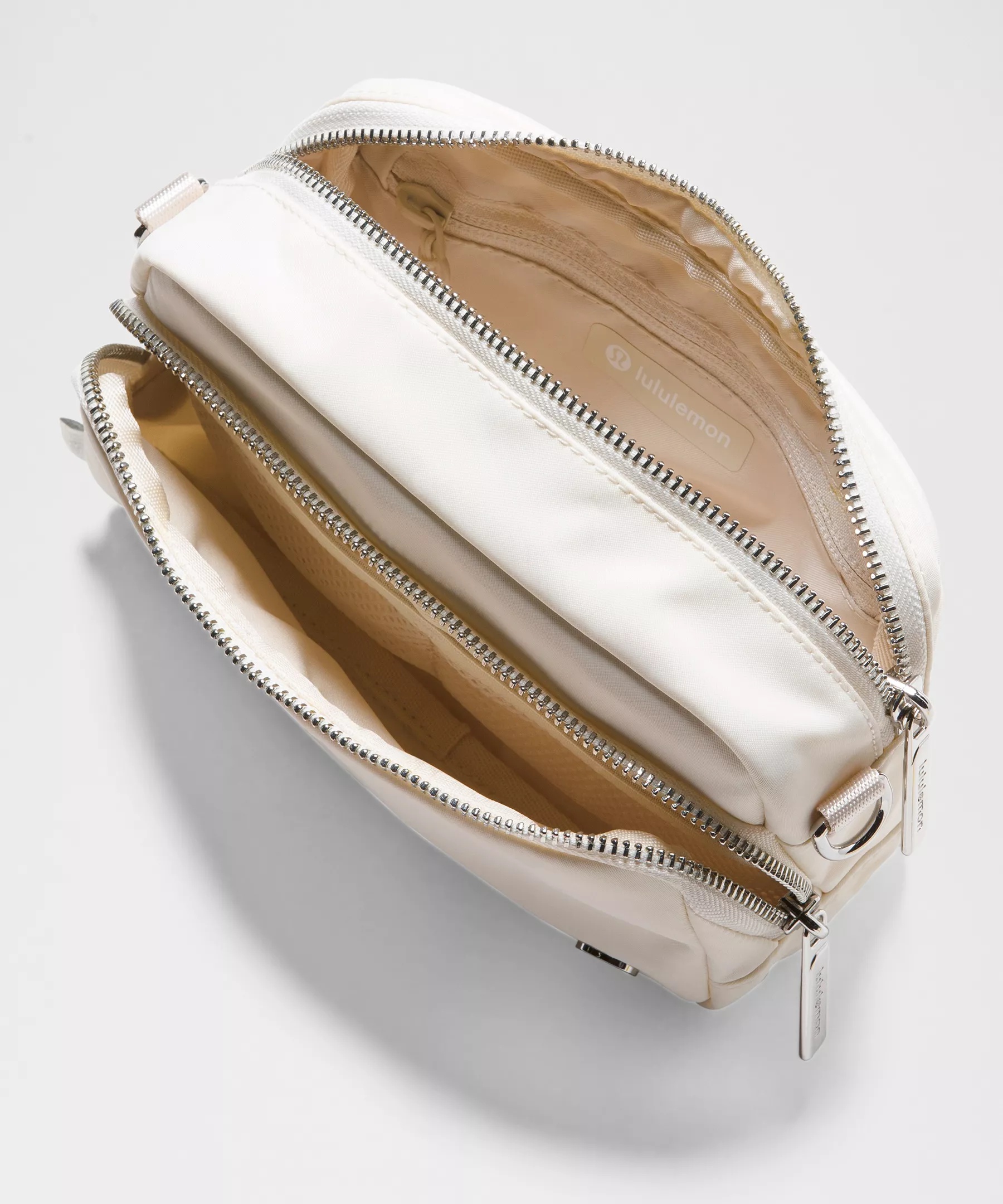Everywhere Crossbody Bag 2L *Metal Hardware - 3