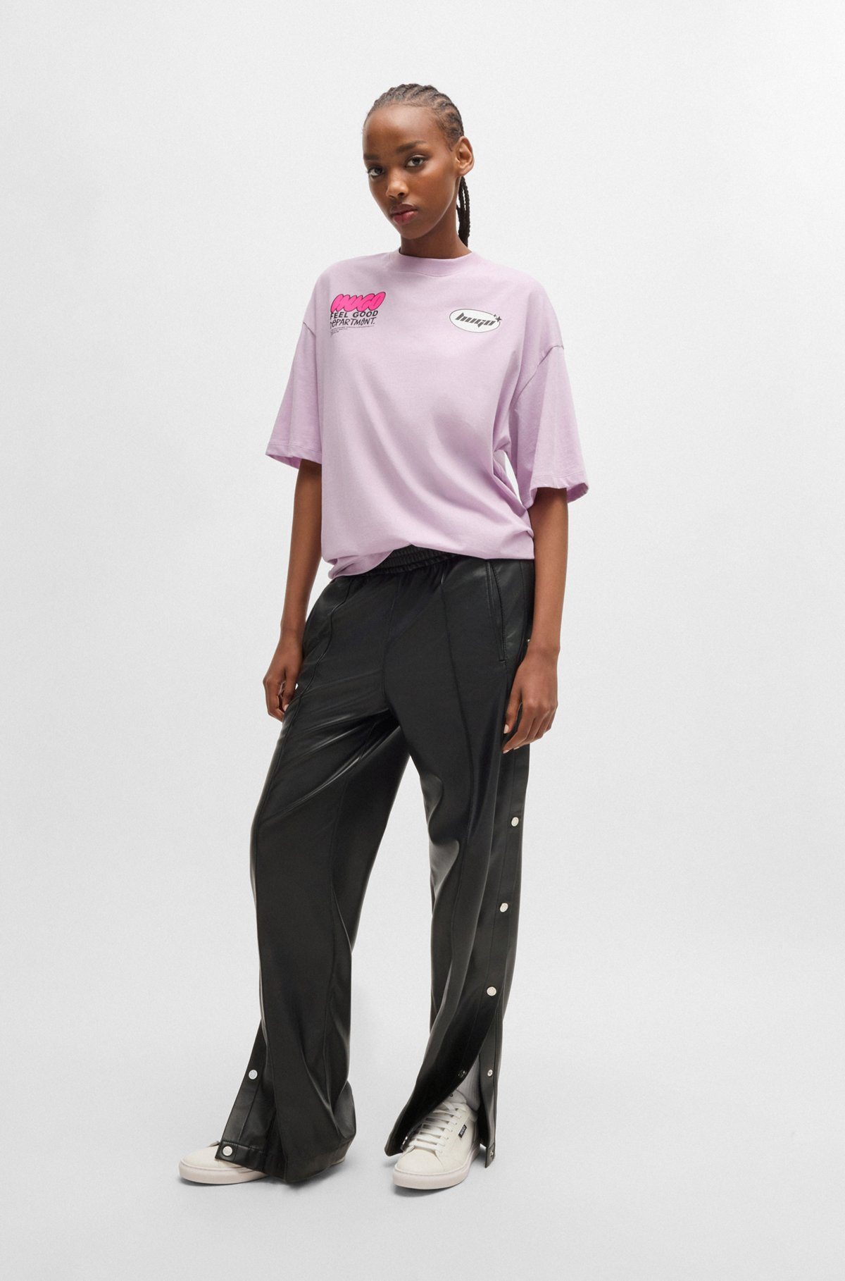 STRAIGHT-LEG TROUSERS IN FAUX LEATHER WITH PRESS-STUDS - 3