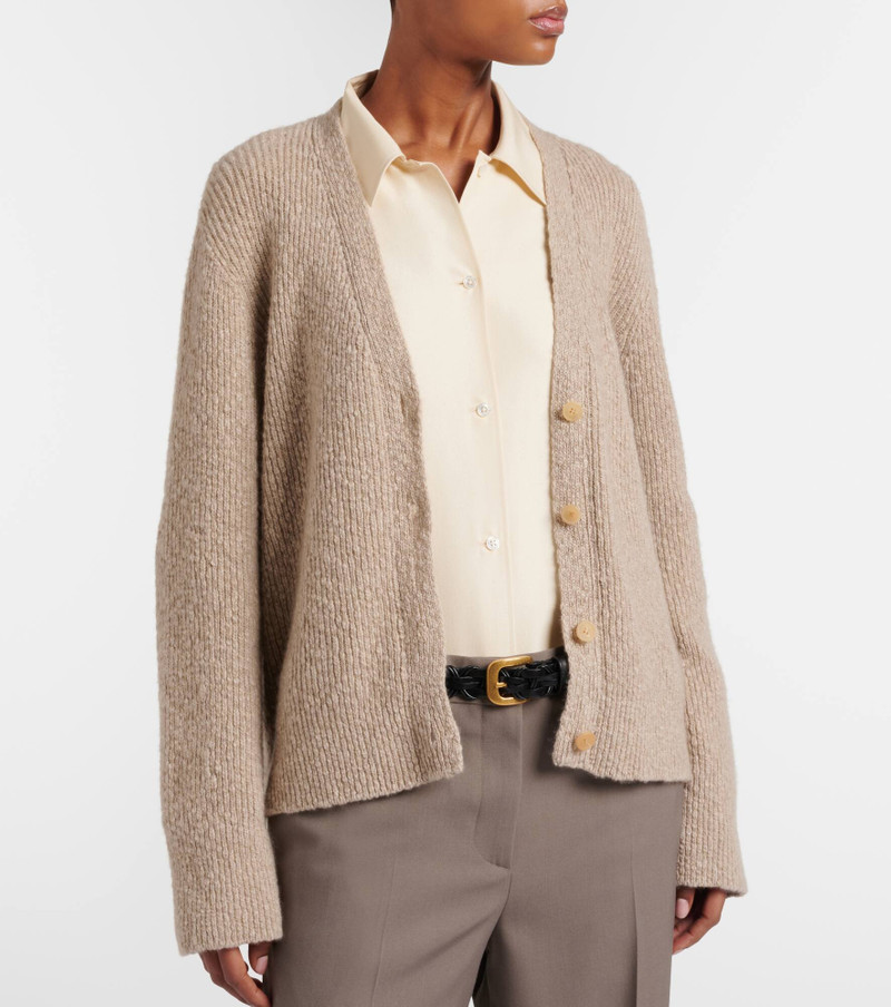 Naroch cashmere cardigan 3